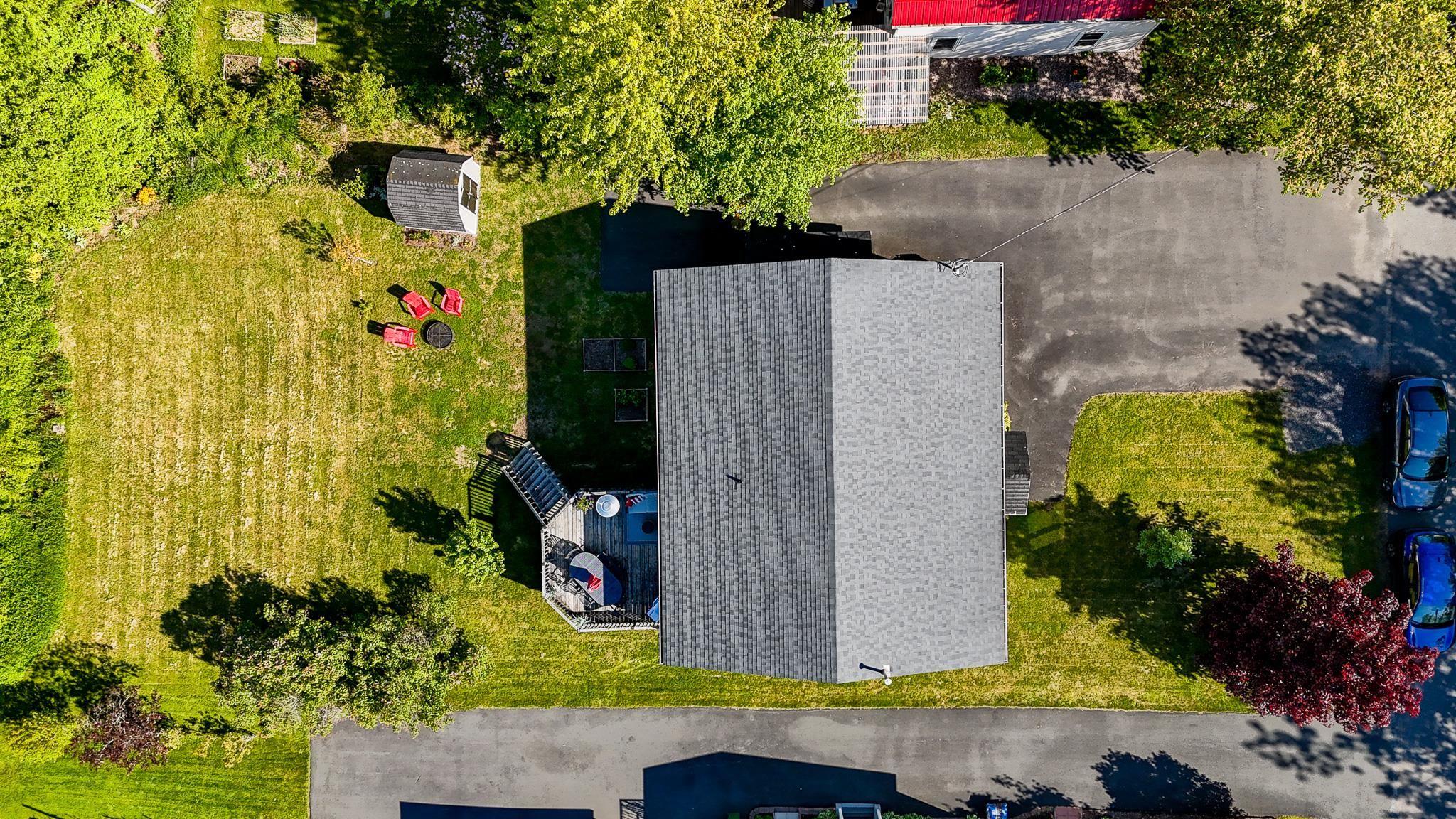 $645,000.00: 8 Iona Road, Wolfville