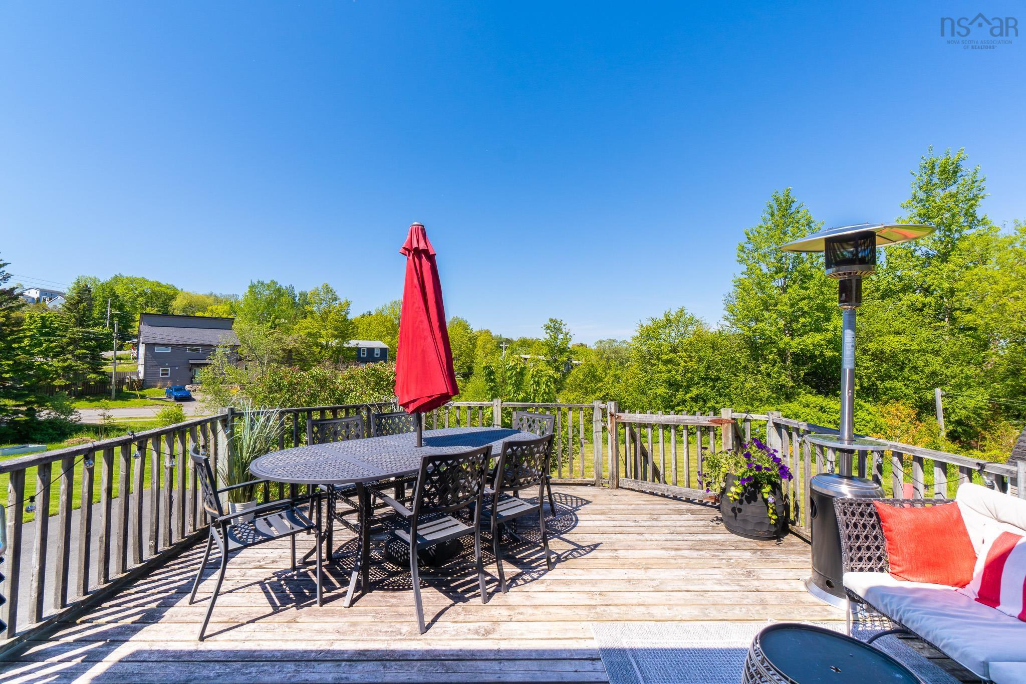 $645,000.00: 8 Iona Road, Wolfville