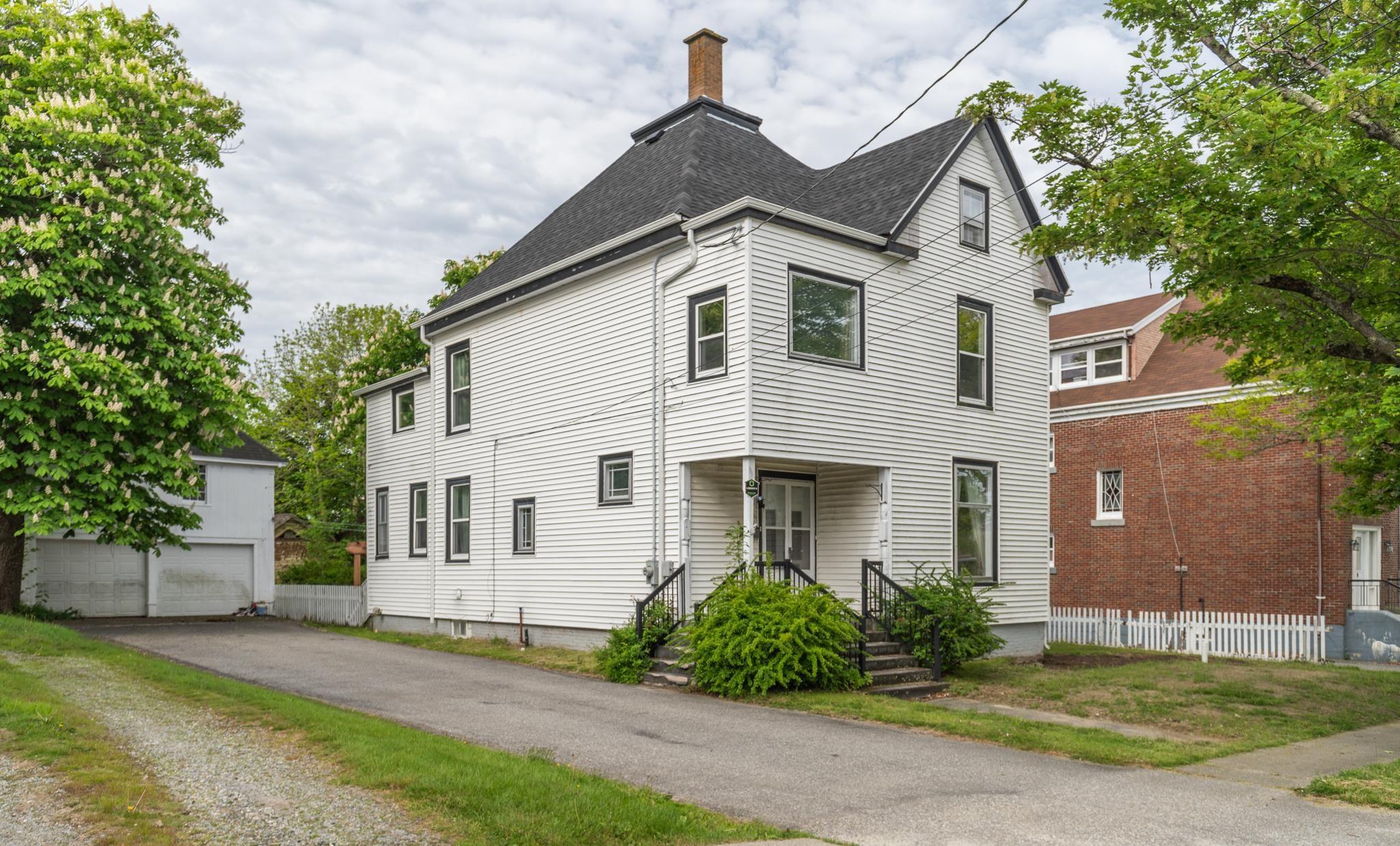 $299,000.00: 13 Porter Street, Yarmouth