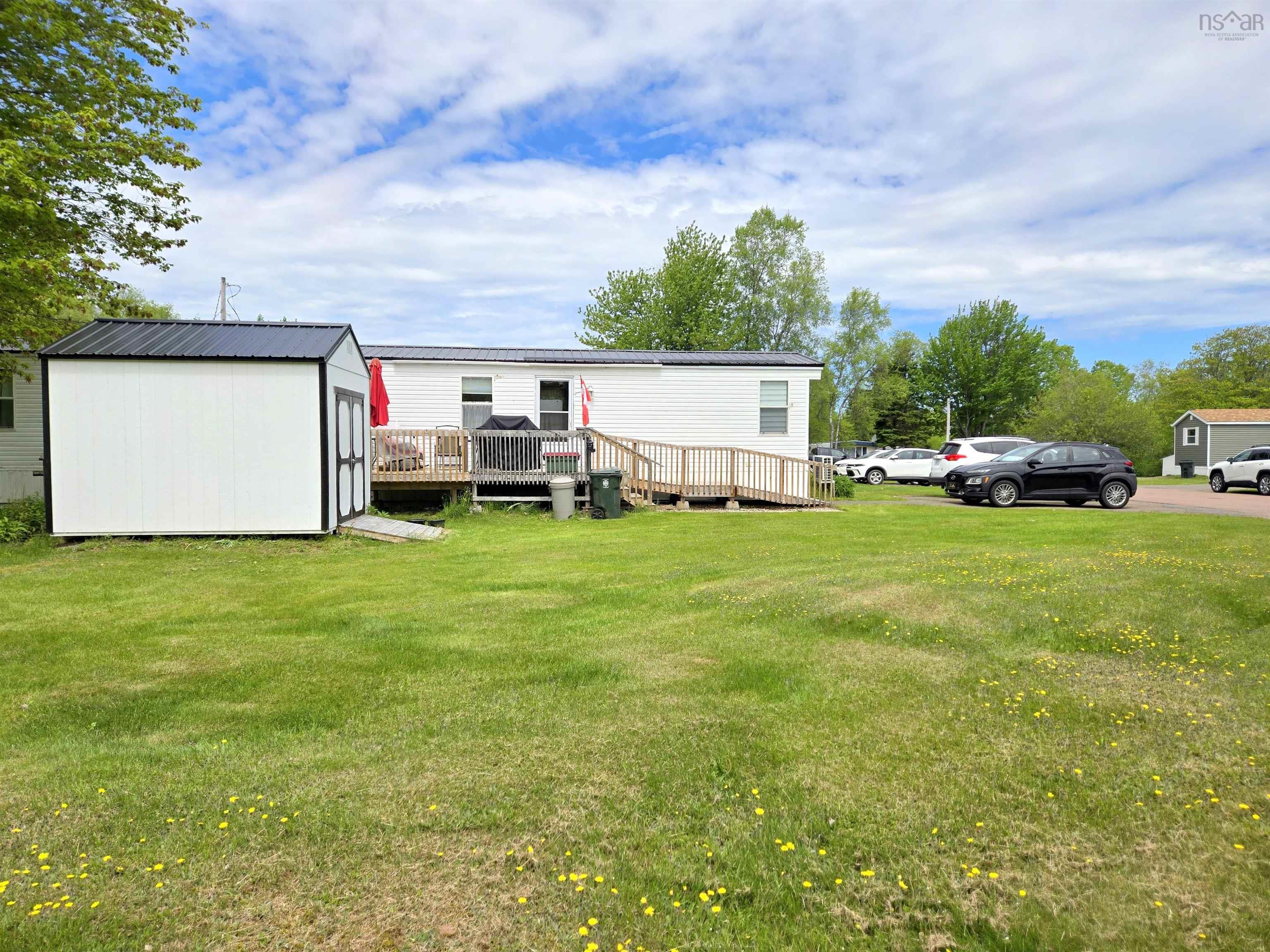 $134,900.00: 5 Birch Court, Amherst