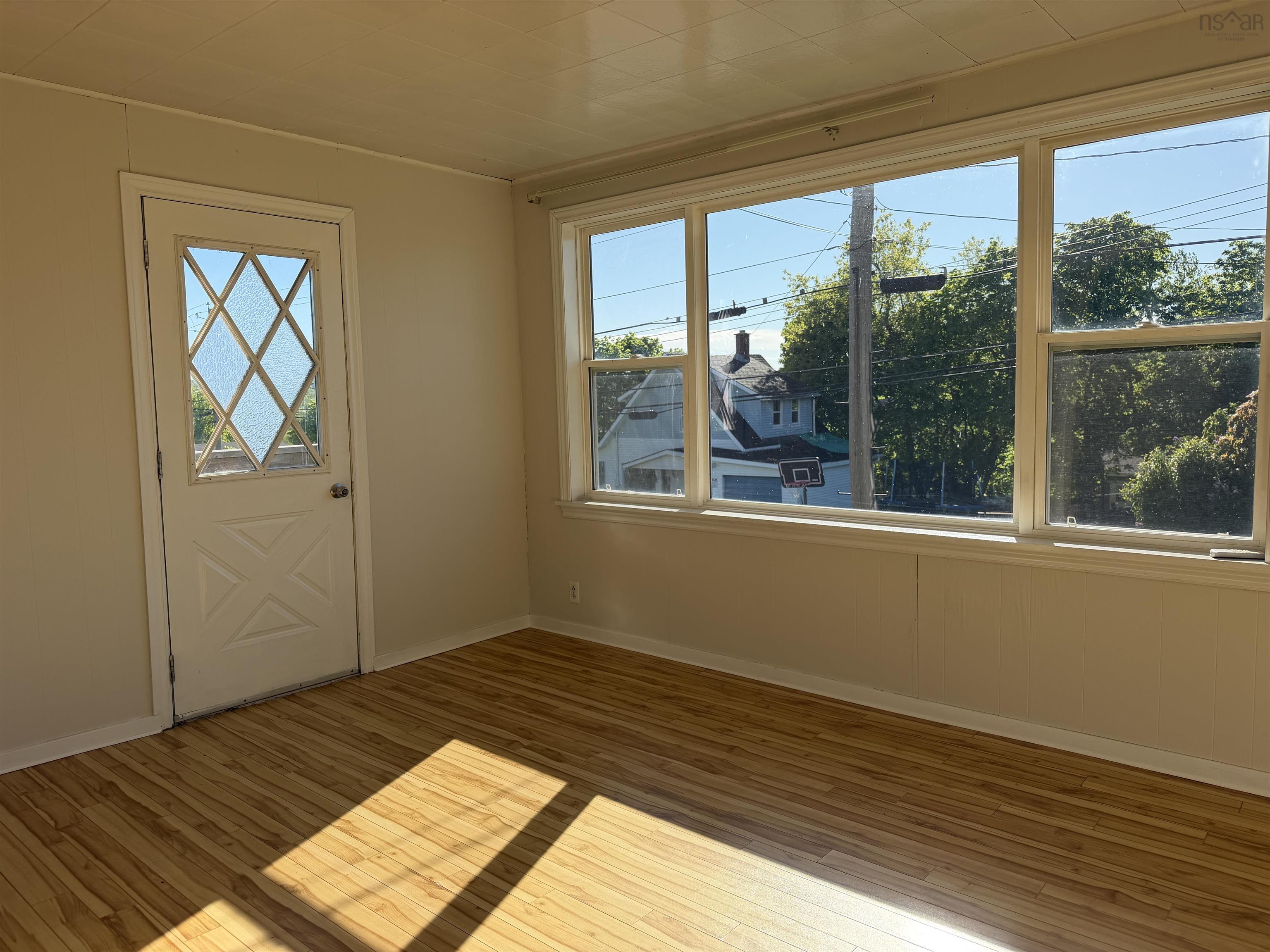 $199,900.00: 22 Maple Street, Trenton