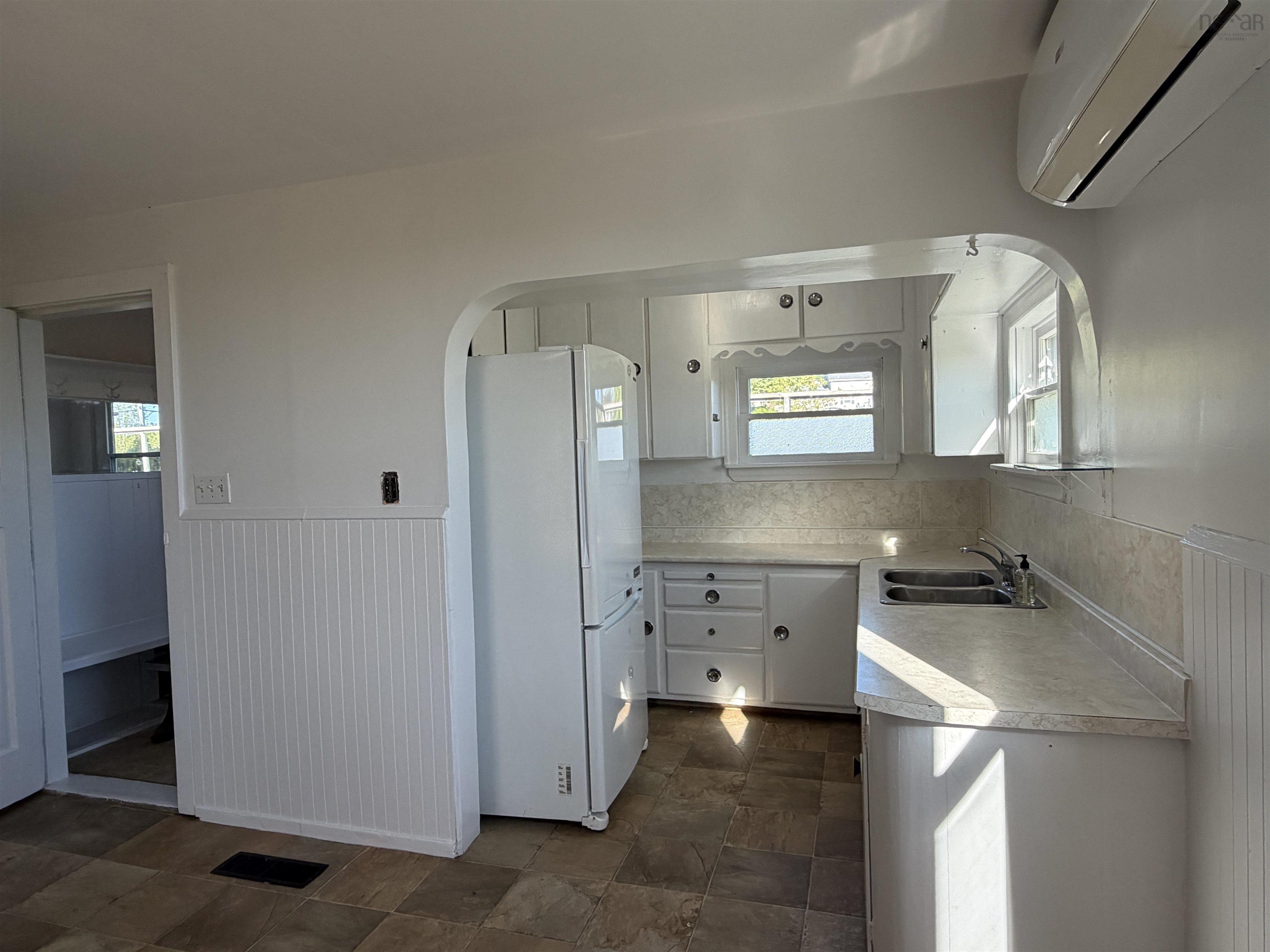 $199,900.00: 22 Maple Street, Trenton