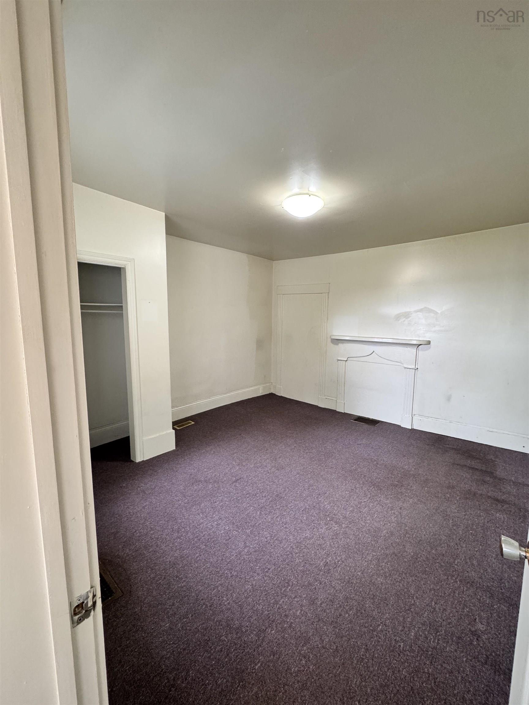 $225,000.00: 960 358 Highway, Port Williams