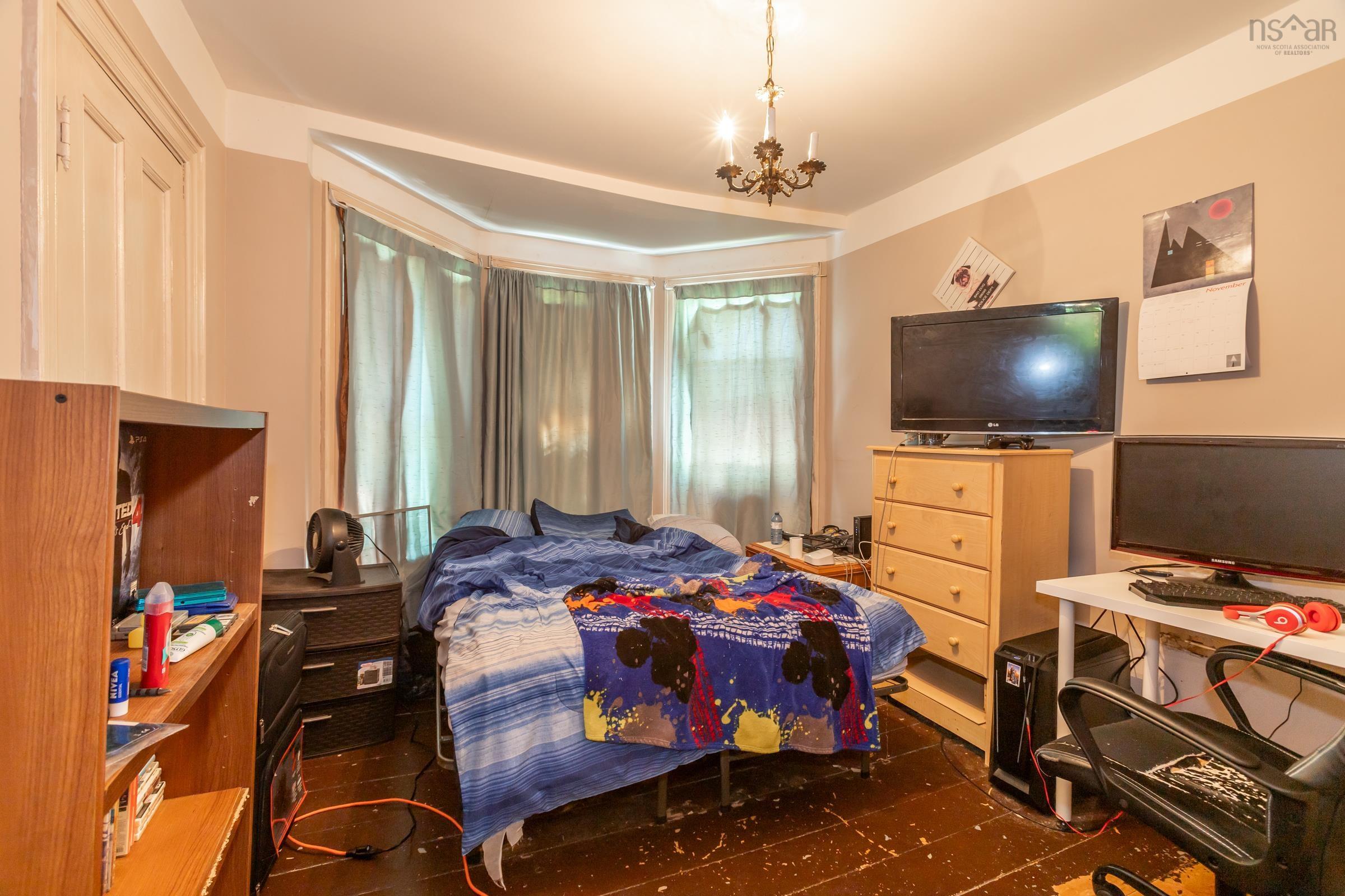 $219,000.00: 139 South Street, Carleton Corner
