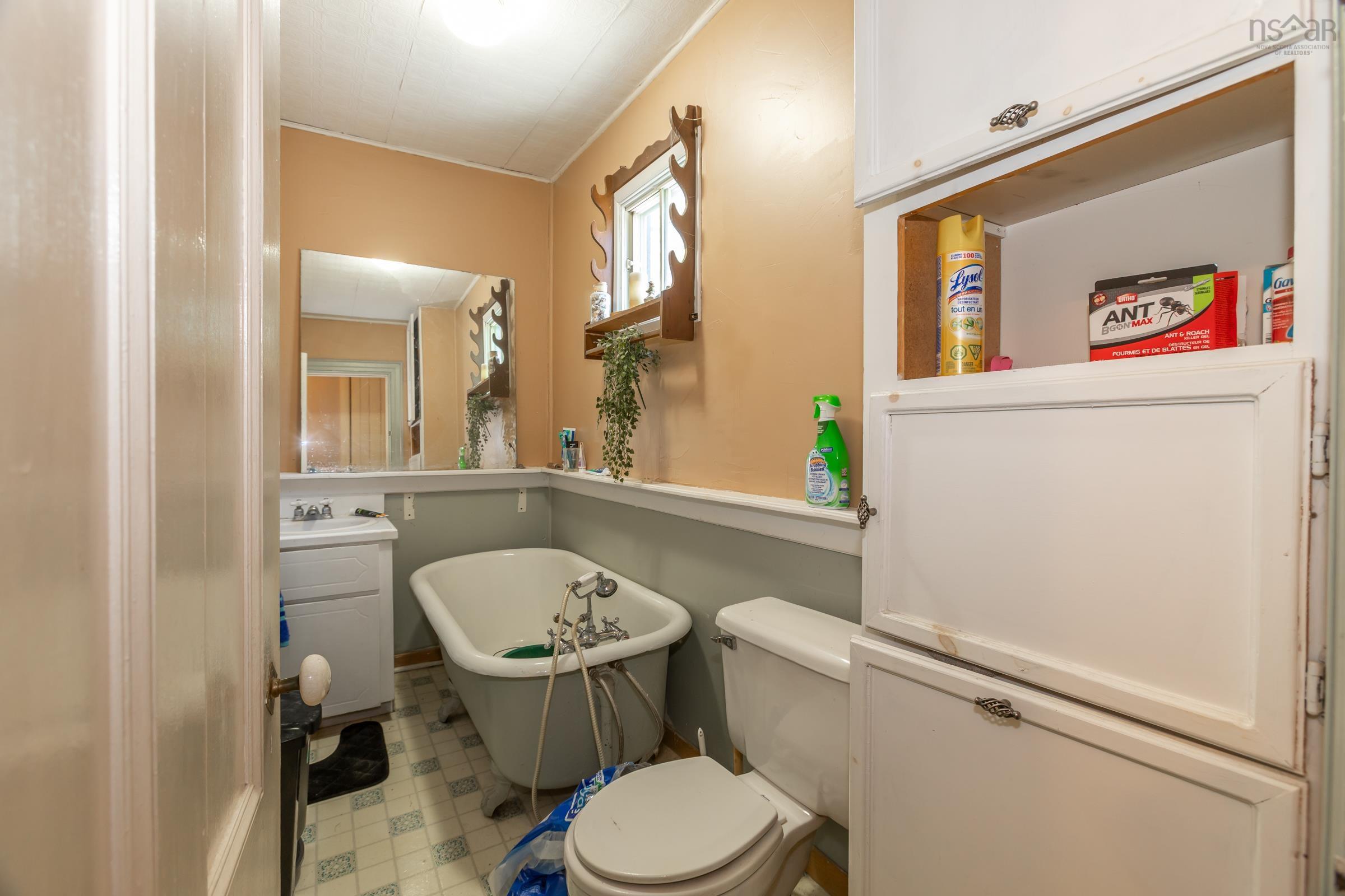 $219,000.00: 139 South Street, Carleton Corner