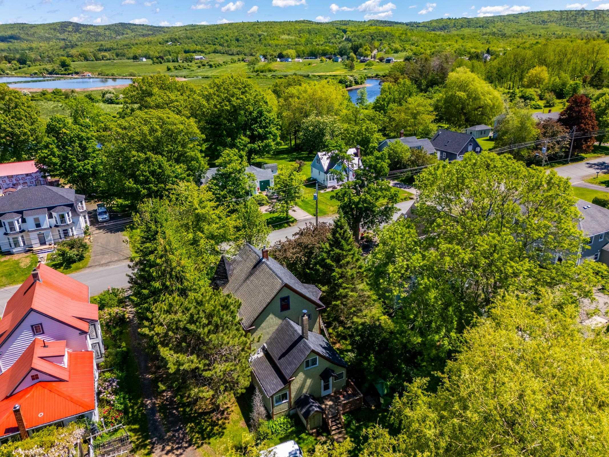 $219,000.00: 139 South Street, Carleton Corner