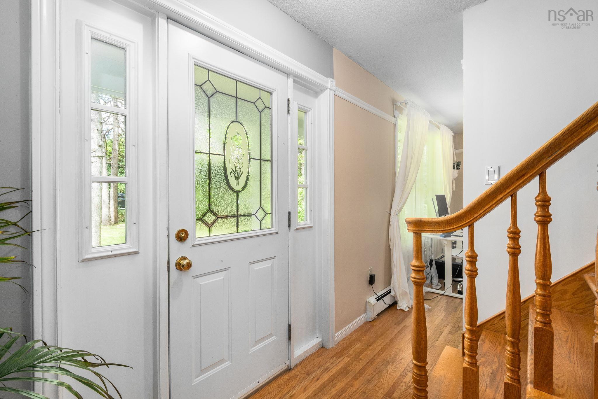 $545,000.00: 1860 GERALD Drive, Coldbrook