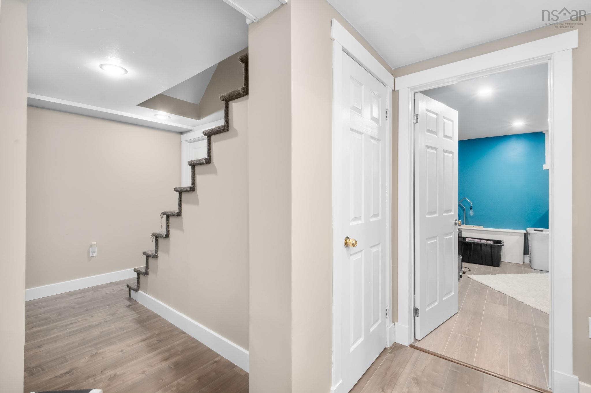 $545,000.00: 1860 GERALD Drive, Coldbrook