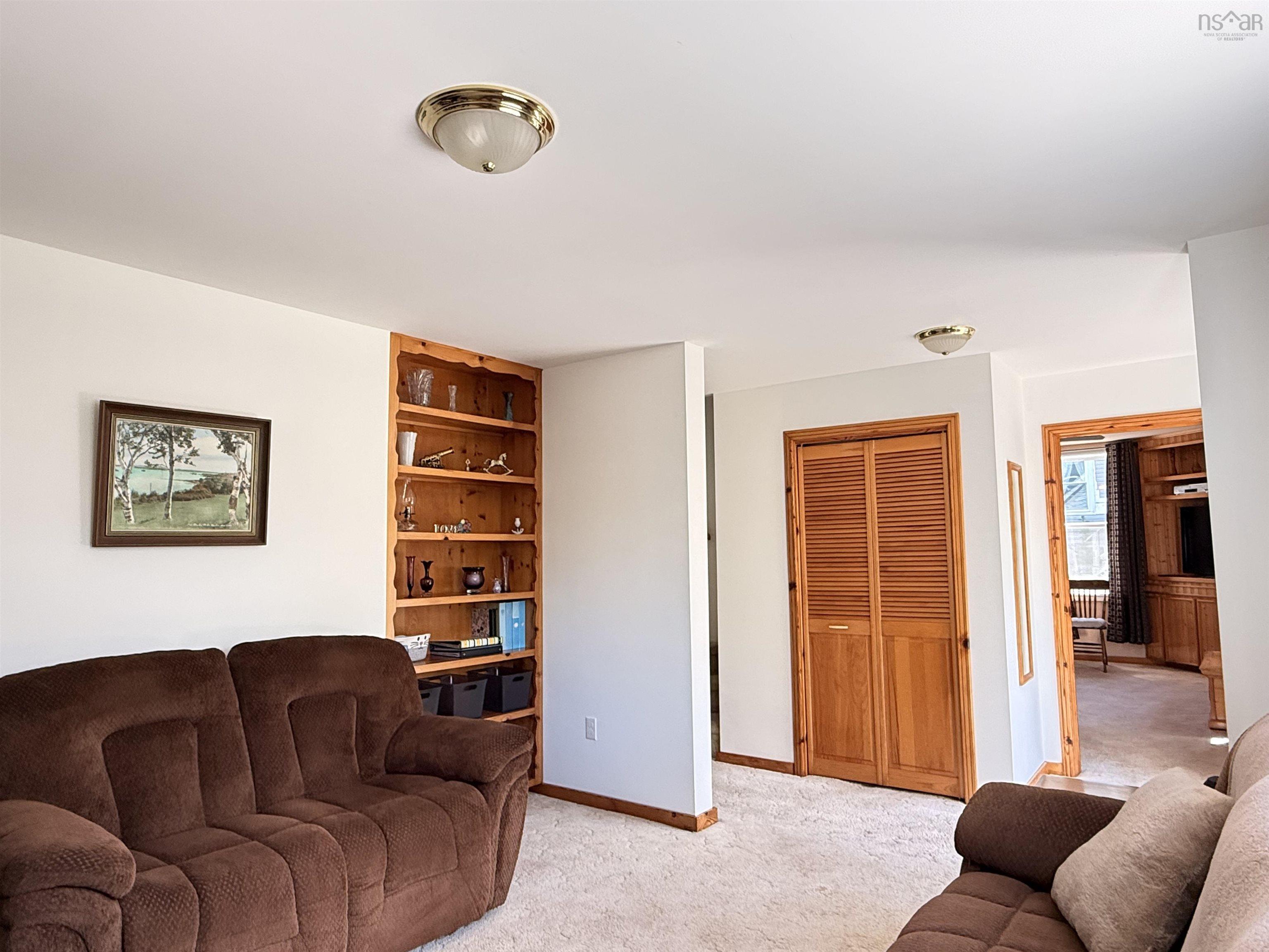 $190,000.00: 143 High Street, Pictou, NS, Pictou