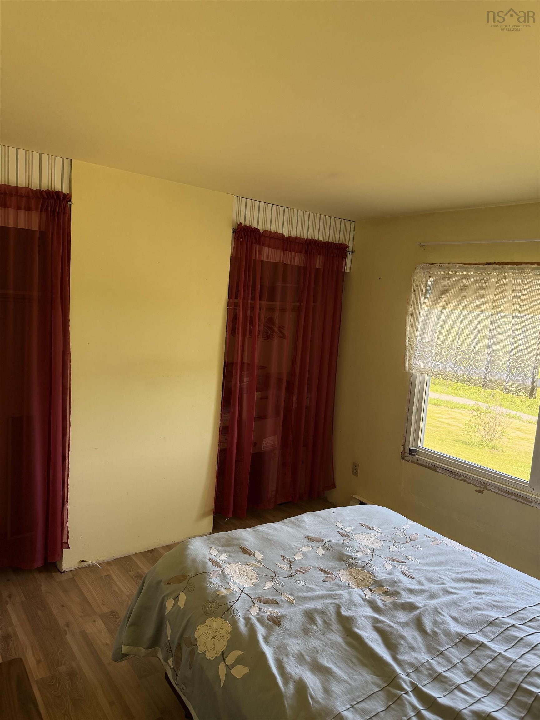 $174,900.00: 1645 Highway 245 North Grant   B2G 2L1, North Grant