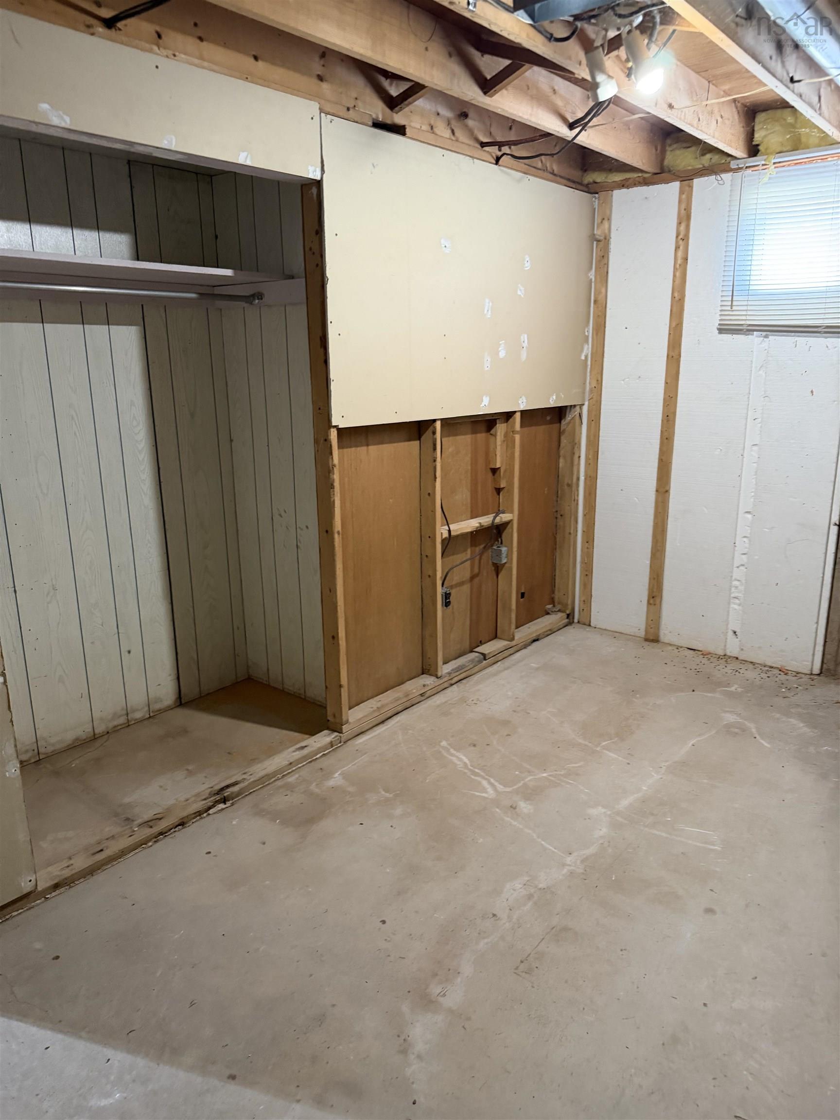 $174,900.00: 1645 Highway 245 North Grant   B2G 2L1, North Grant