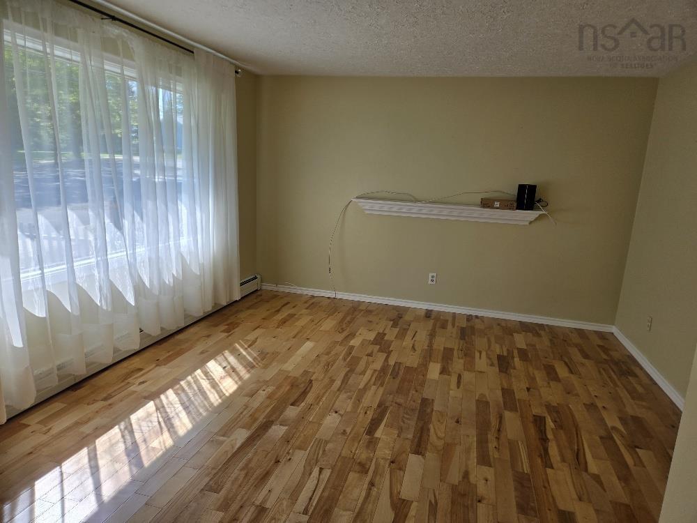 $399,900.00: 42 McLean Street, Truro