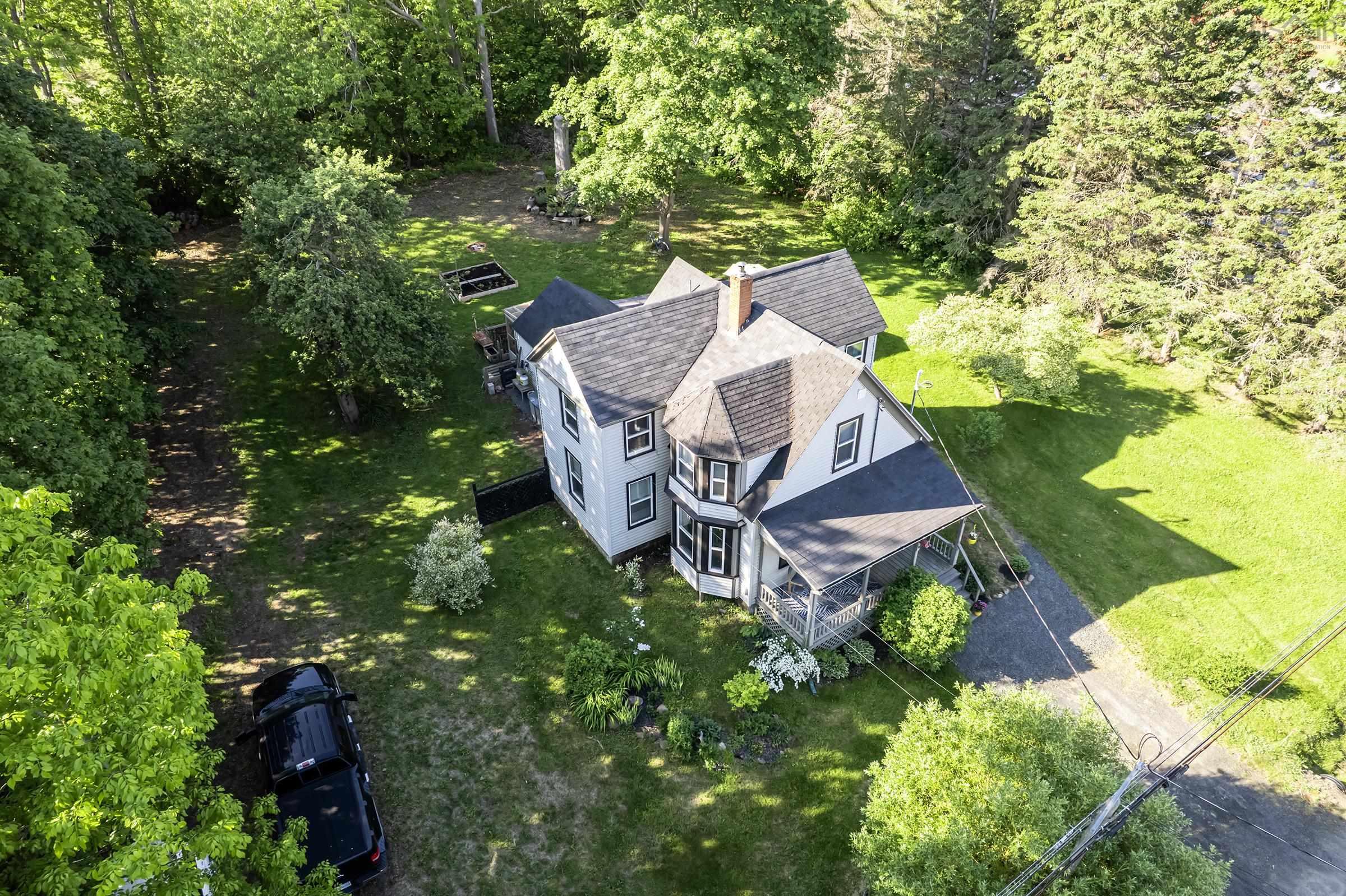 $325,000.00: 564 Highway 1, Deep Brook
