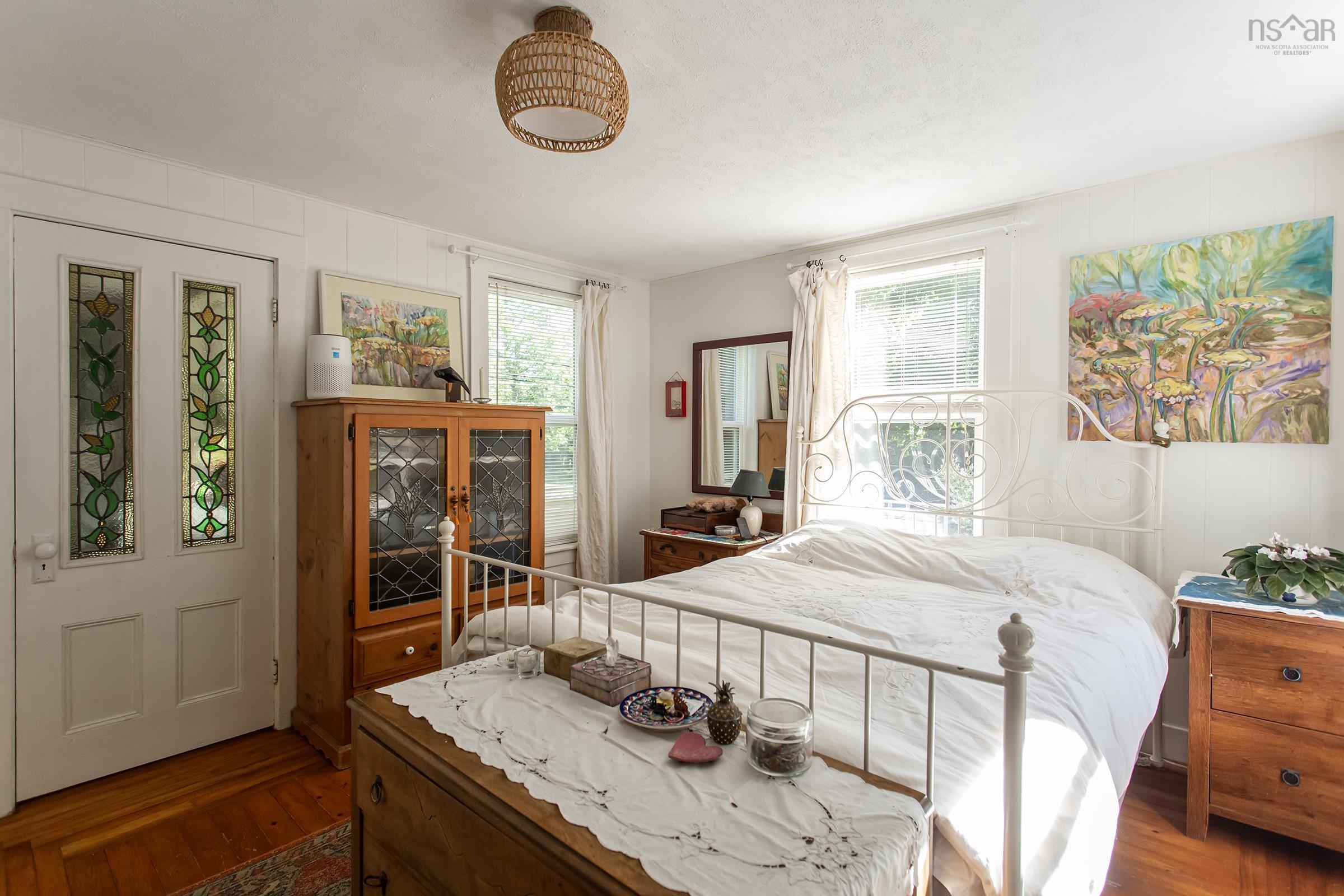 $325,000.00: 564 Highway 1, Deep Brook