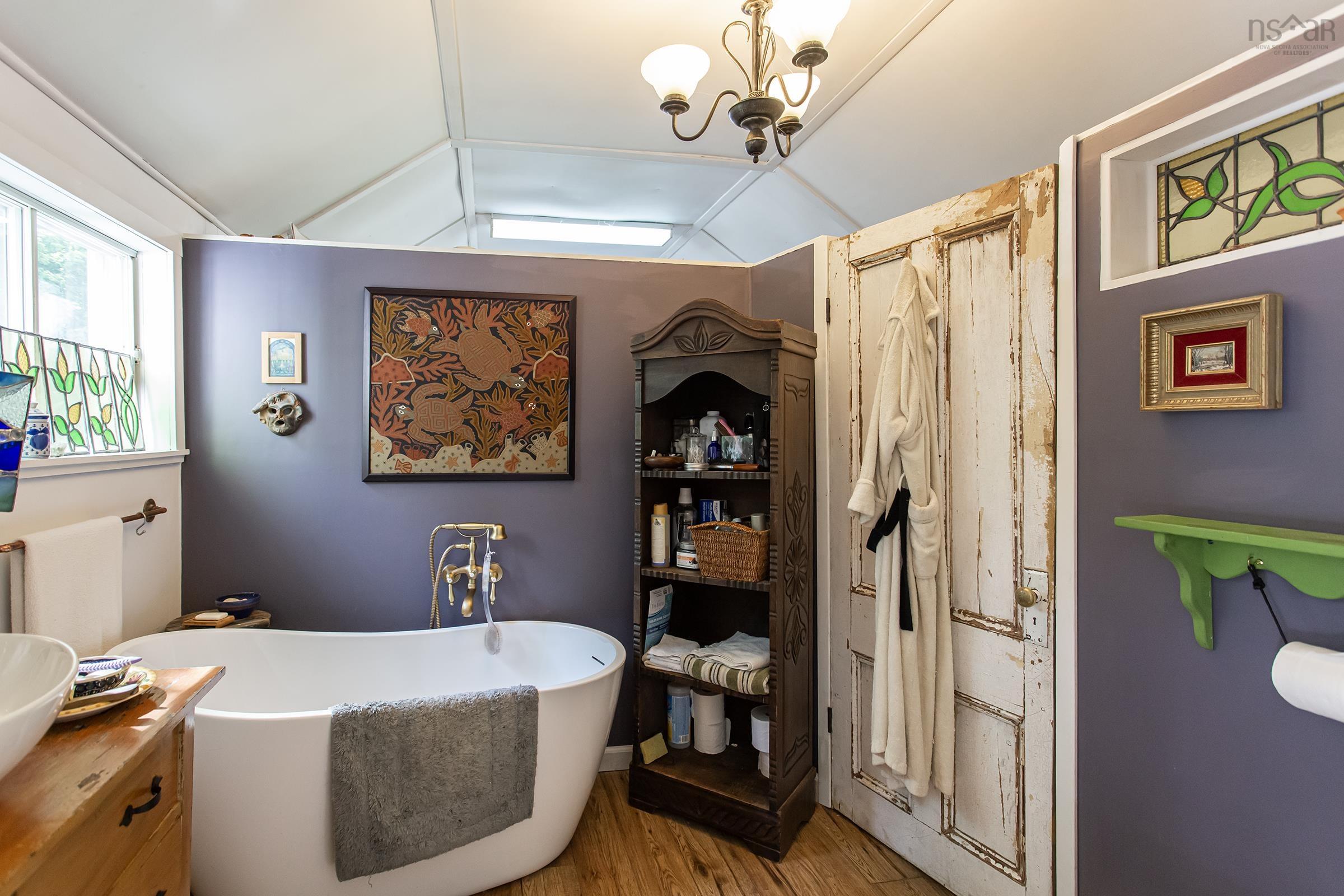 $325,000.00: 564 Highway 1, Deep Brook