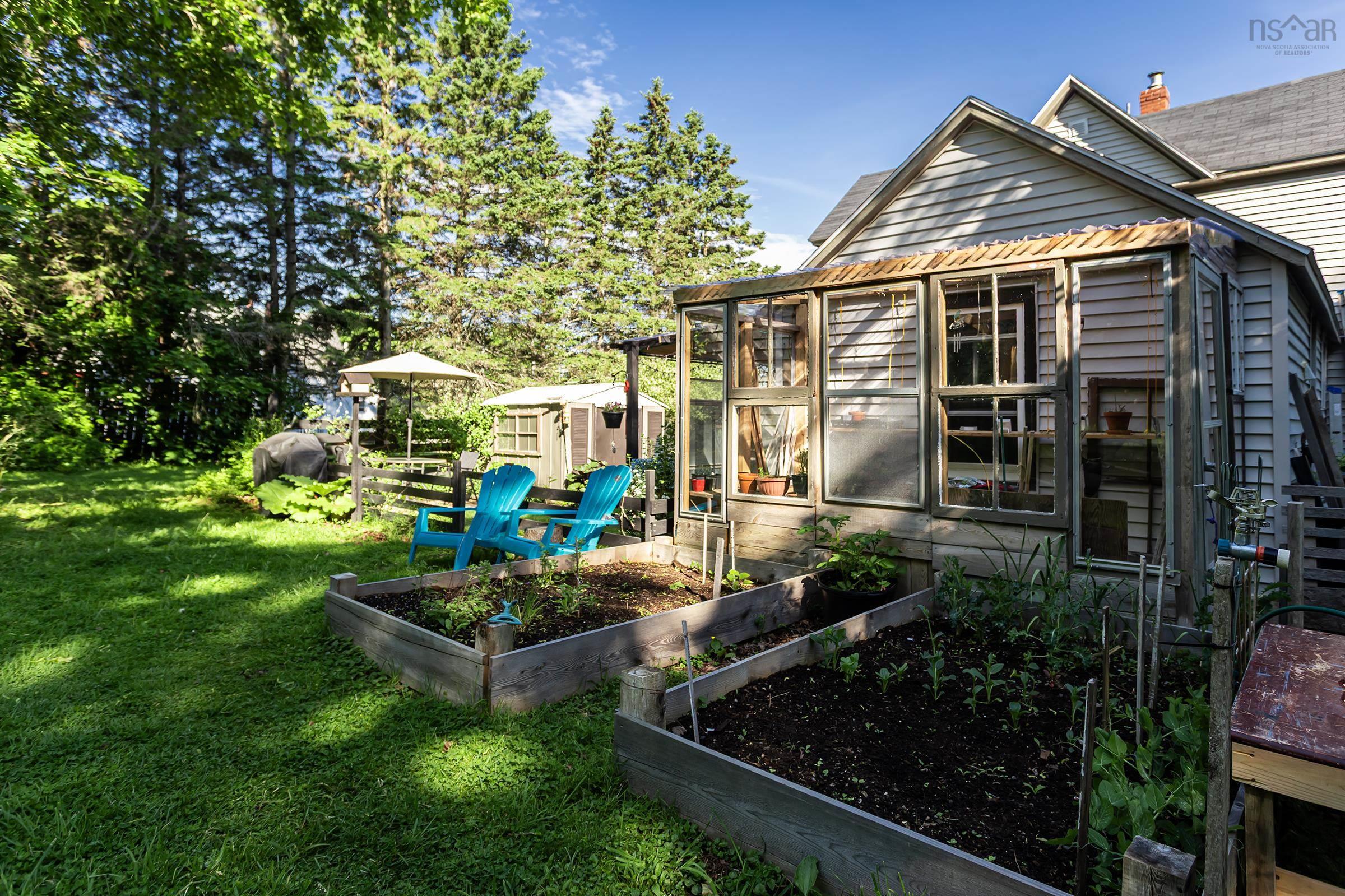 $325,000.00: 564 Highway 1, Deep Brook