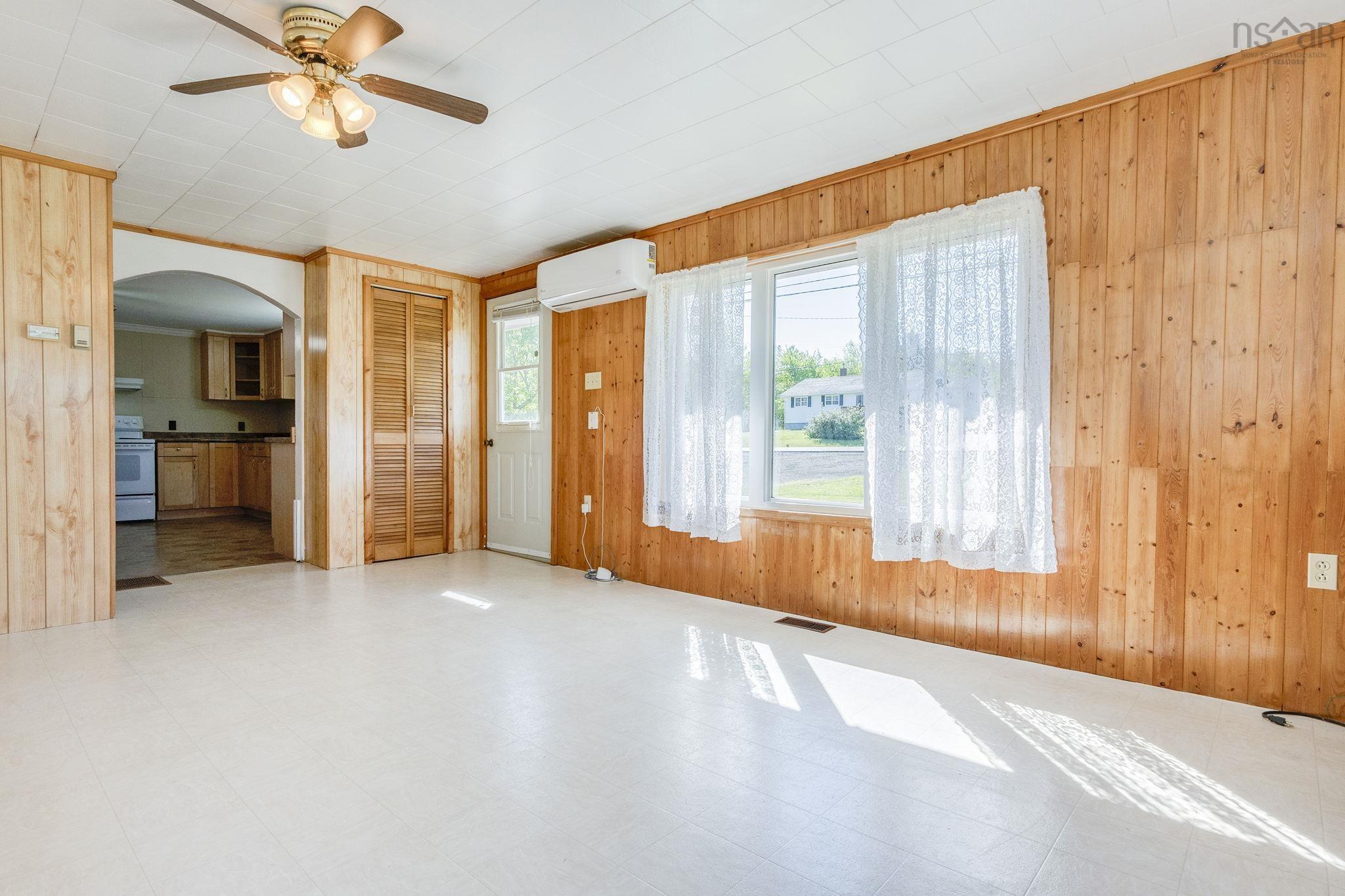 $198,500.00: 3351 Shore Road, Hillsburn
