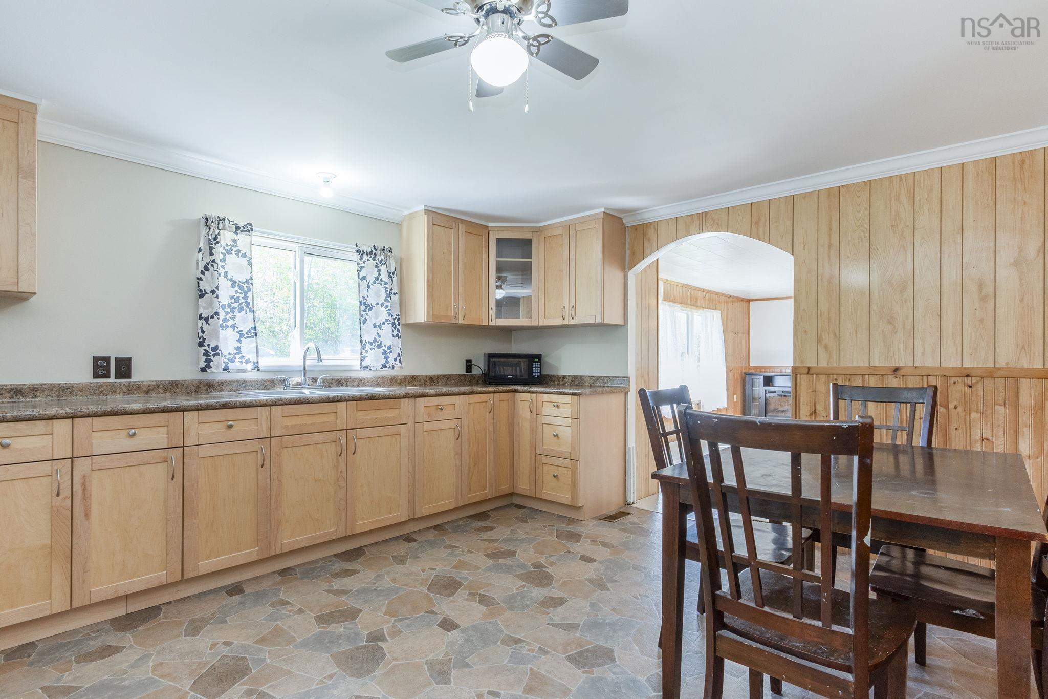 $198,500.00: 3351 Shore Road, Hillsburn