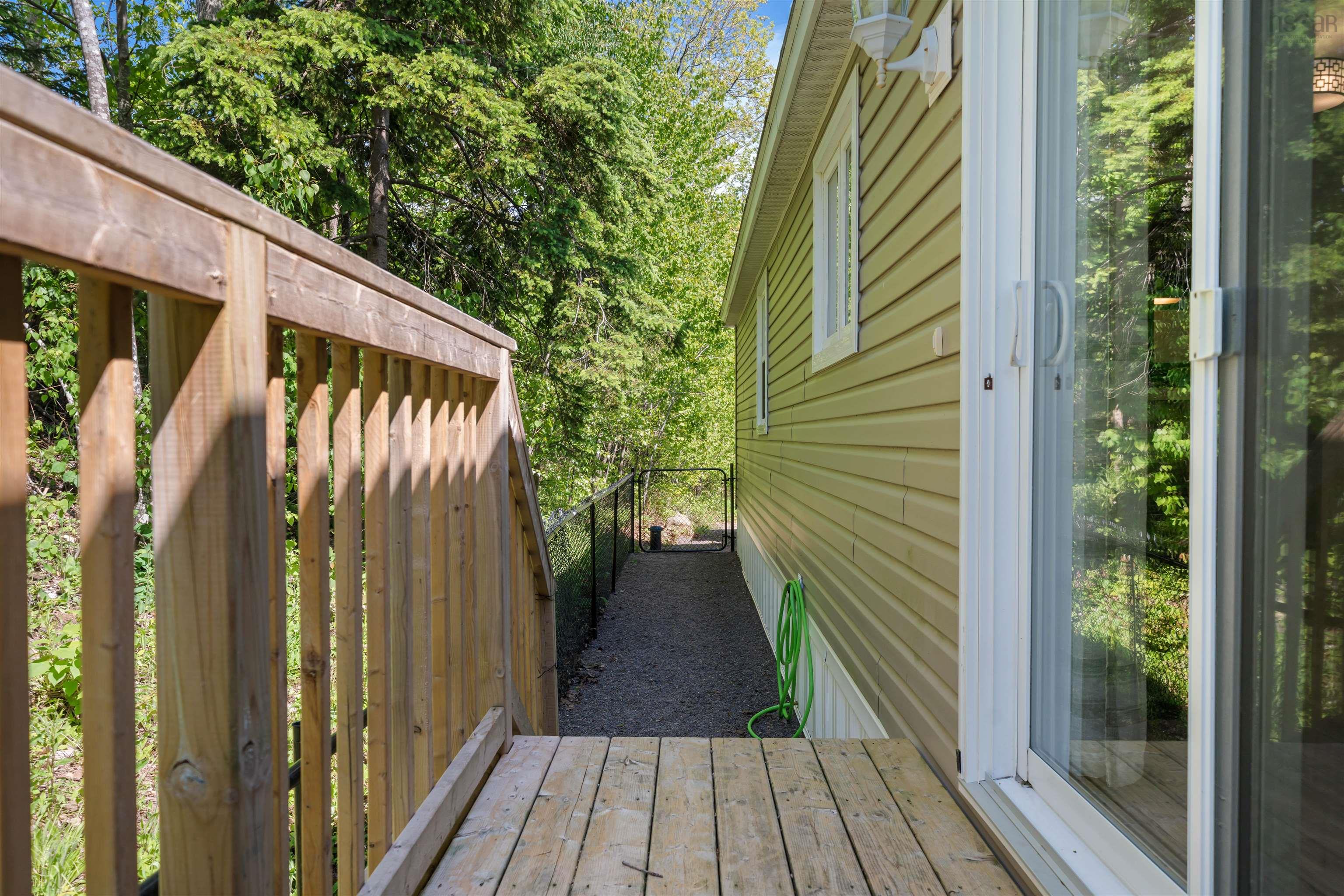 $249,900.00: 11 Shore Lane, Little Harbour
