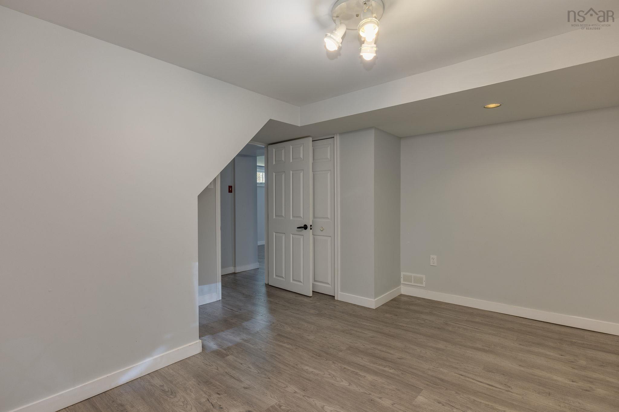 6975 Ward Avenue Avenue, Halifax, NS (MLS 202613947)