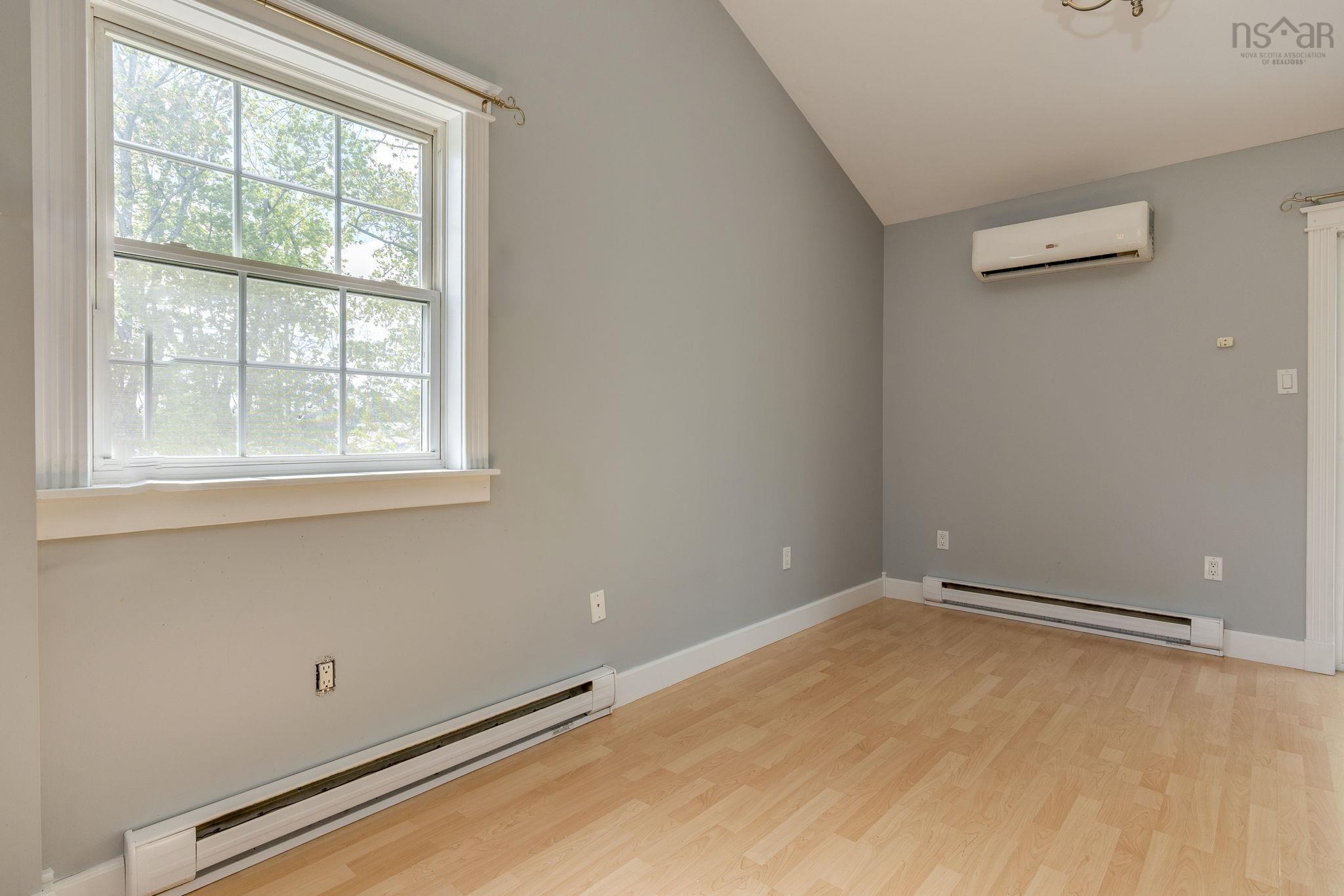 $630,000.00: 3 Parker Place Crescent, Enfield