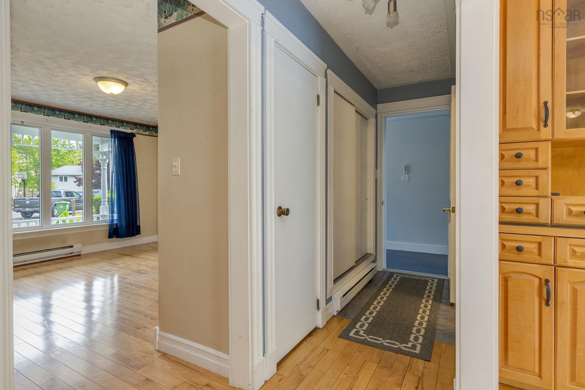 $630,000.00: 3 Parker Place Crescent, Enfield