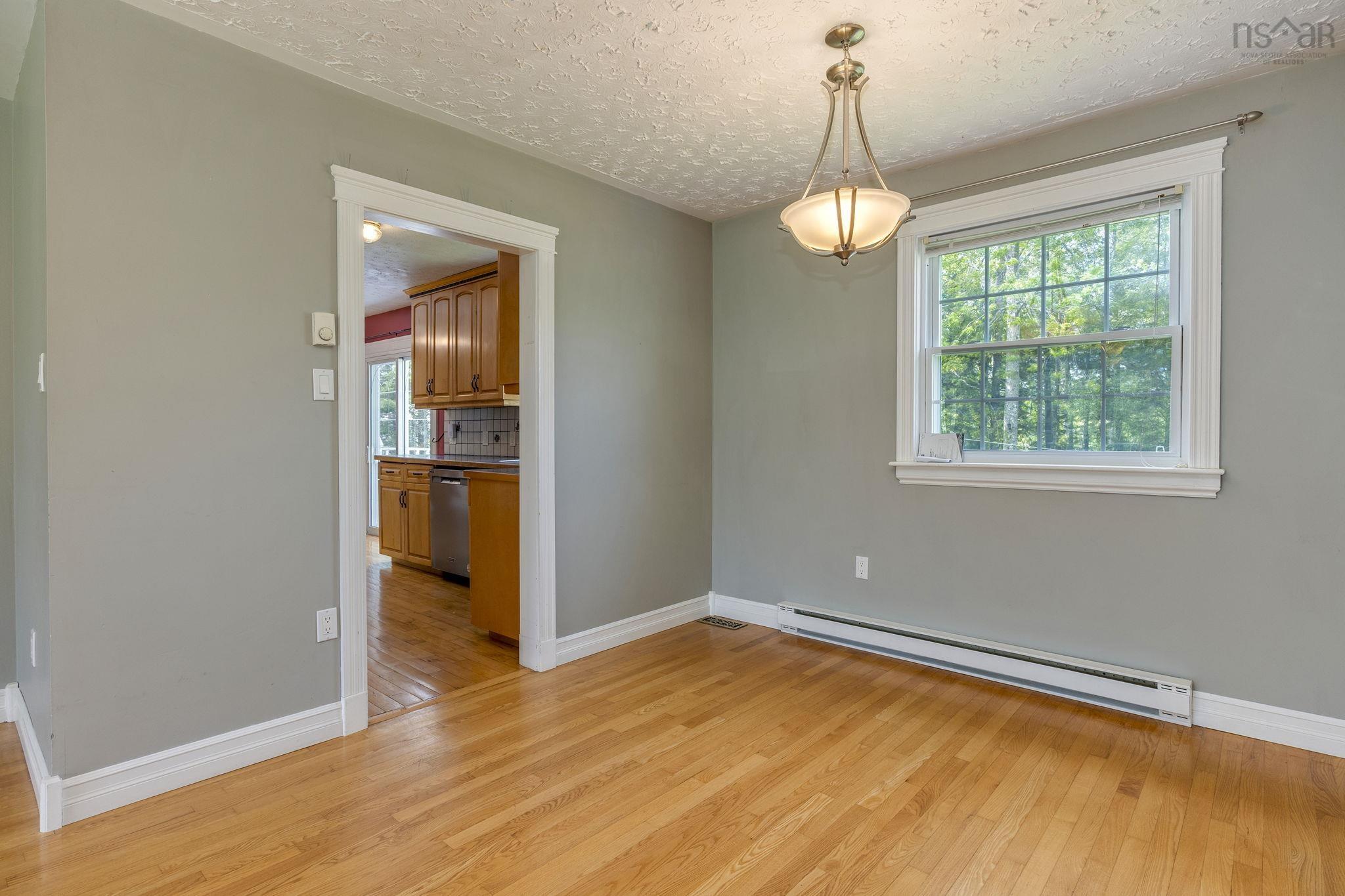 $630,000.00: 3 Parker Place Crescent, Enfield