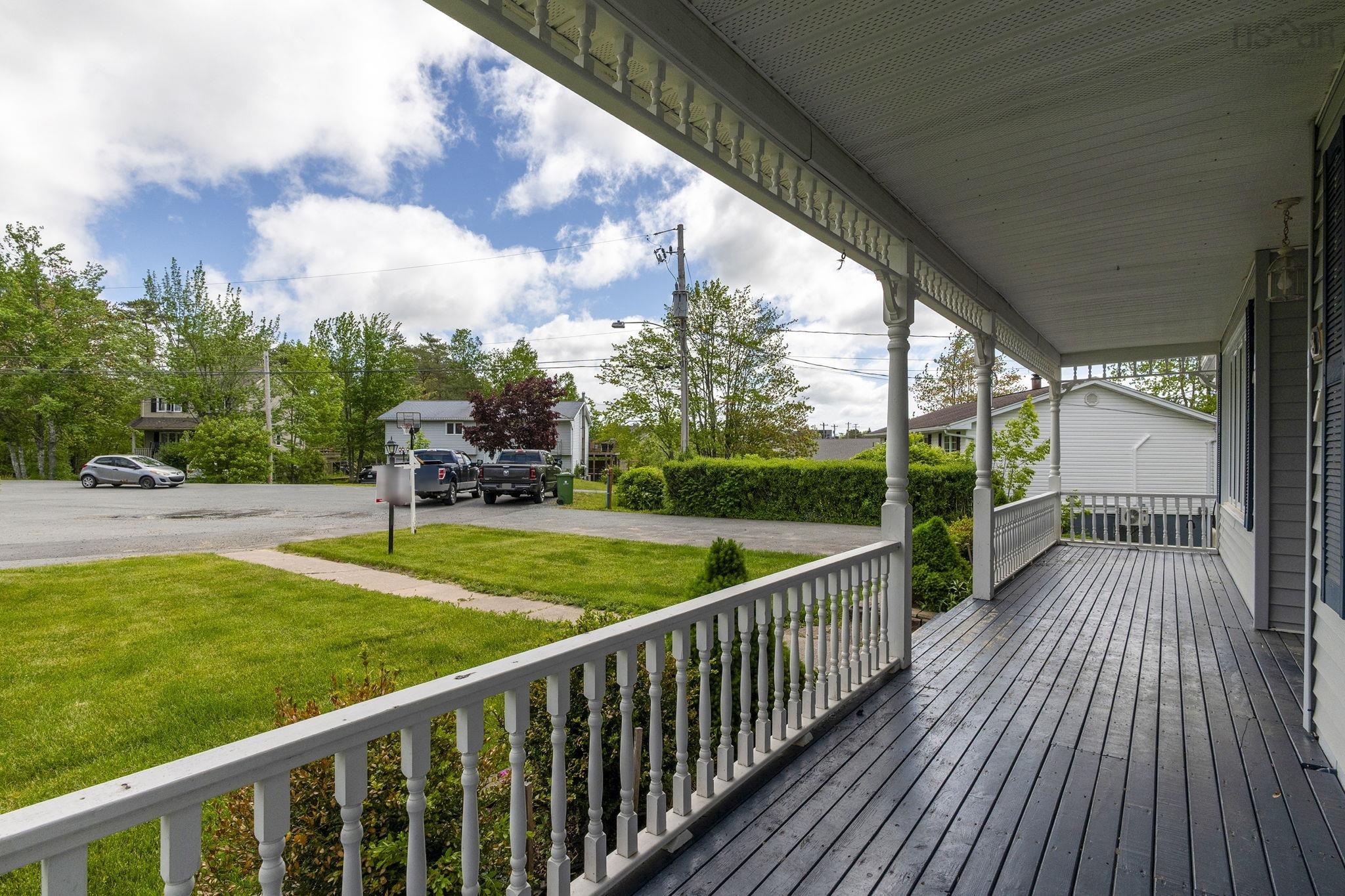 $630,000.00: 3 Parker Place Crescent, Enfield