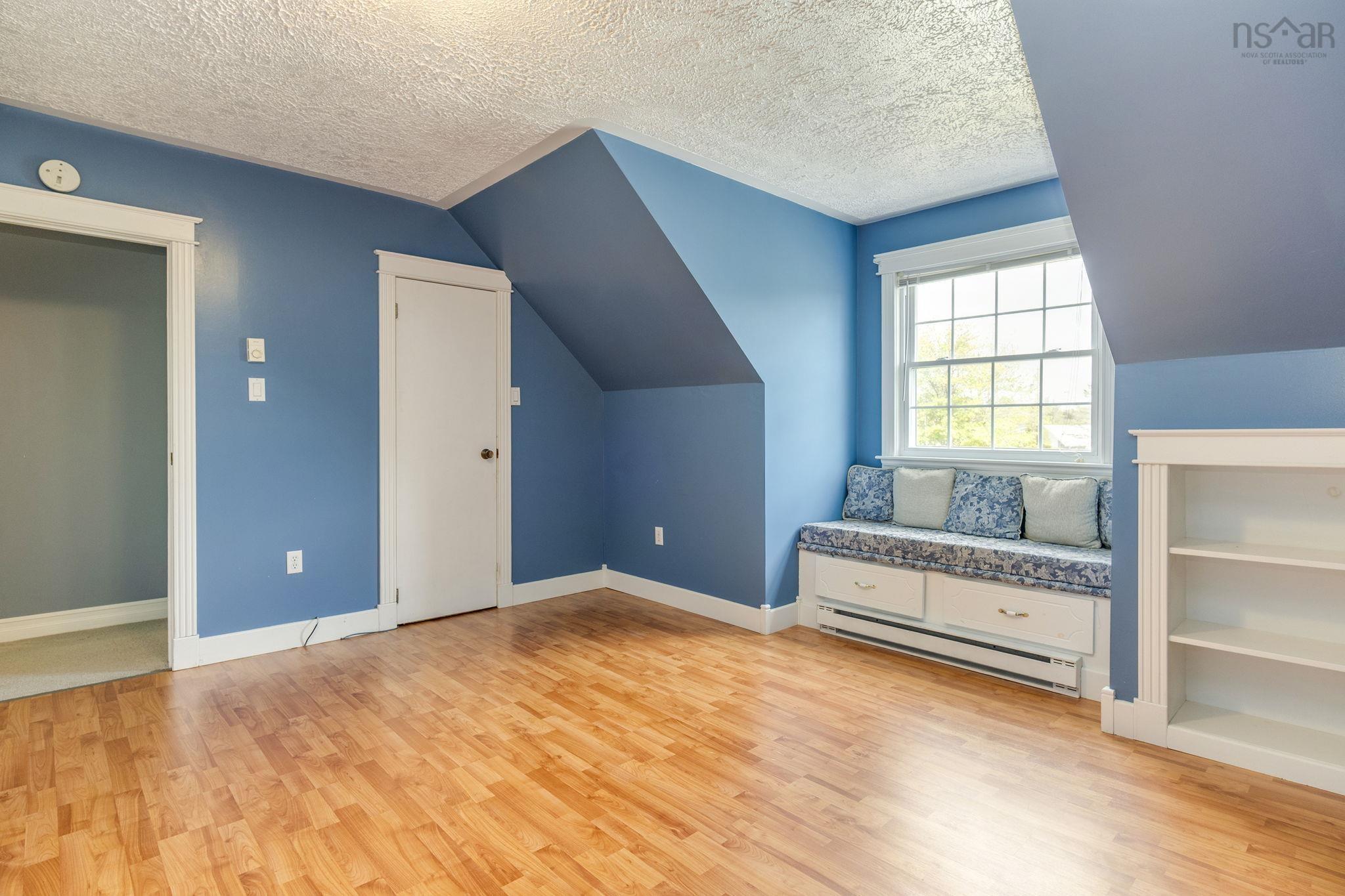 $630,000.00: 3 Parker Place Crescent, Enfield