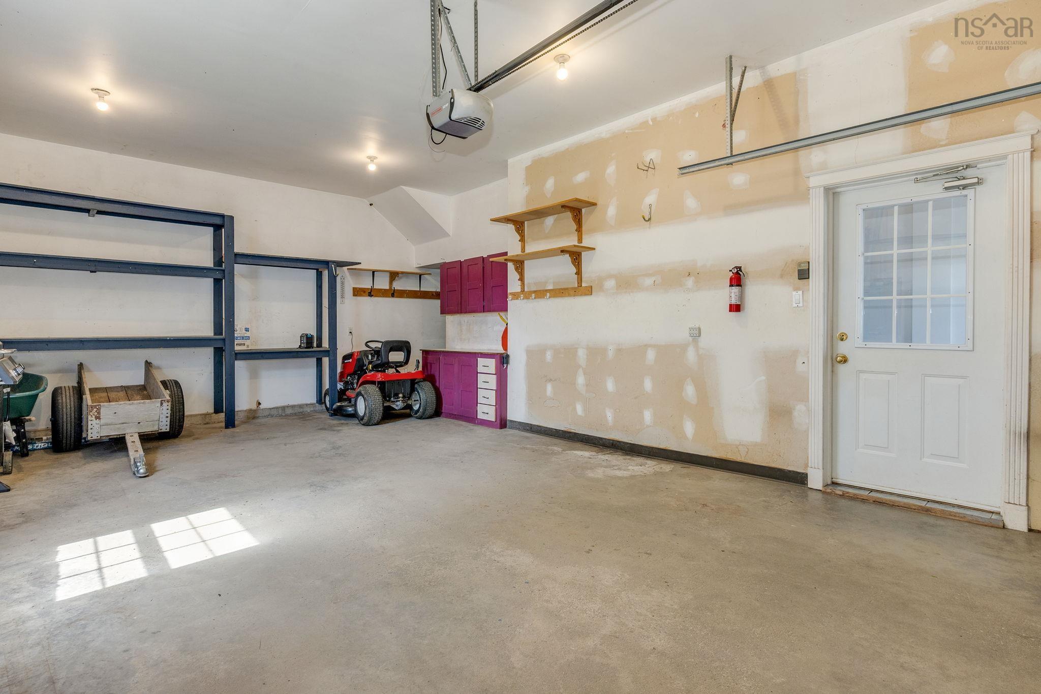$630,000.00: 3 Parker Place Crescent, Enfield