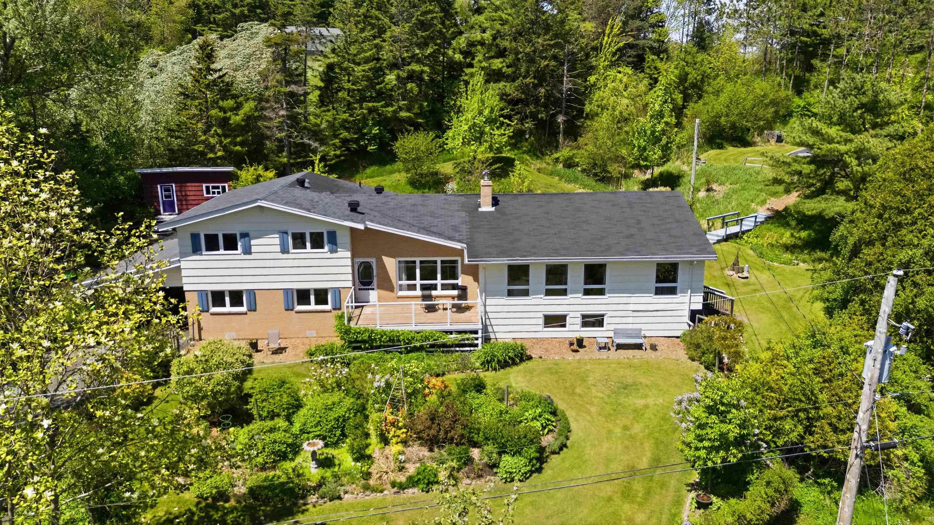 $665,000.00: 9380 Highway 3, Maders Cove