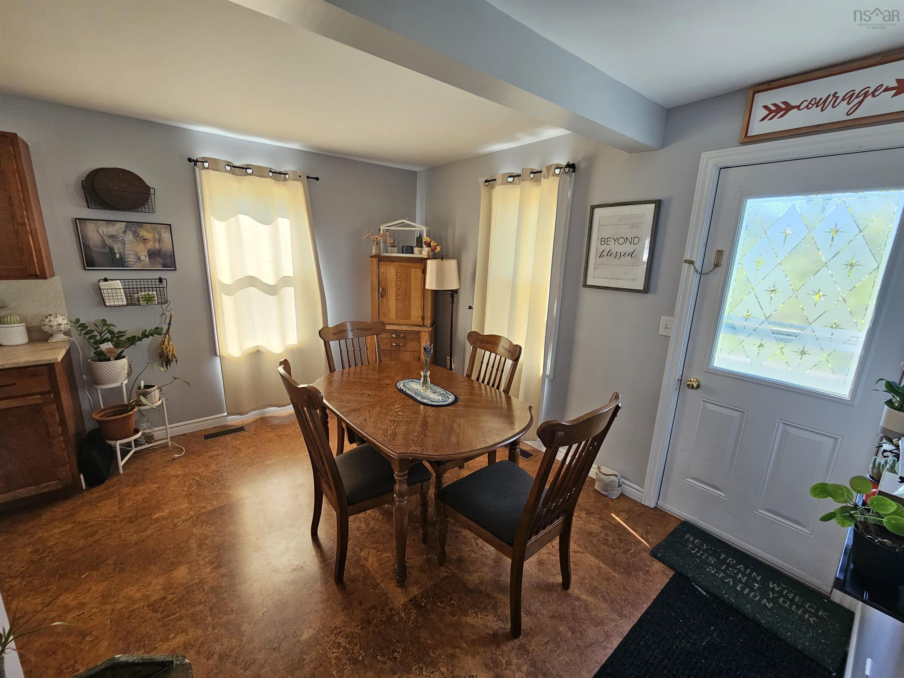 $199,900.00: 3 Beacon Street, Amherst