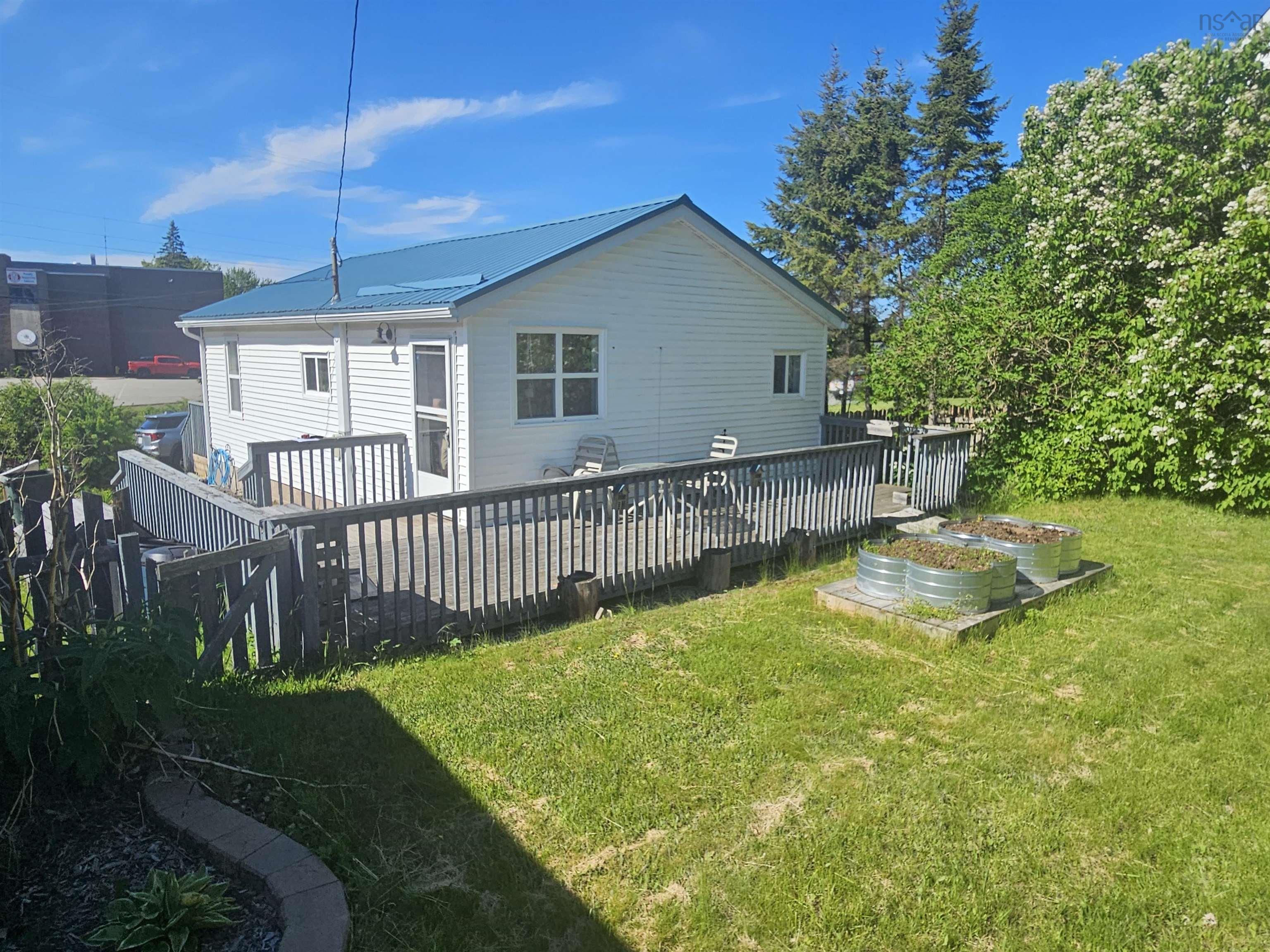 $199,900.00: 3 Beacon Street, Amherst