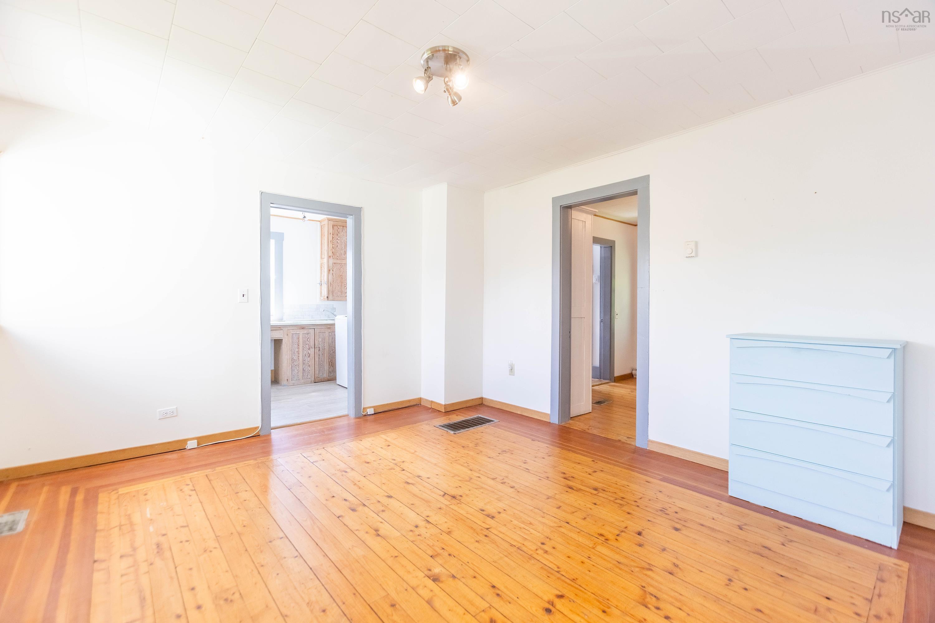 $99,000.00: 2388 Western Avenue, Parrsboro