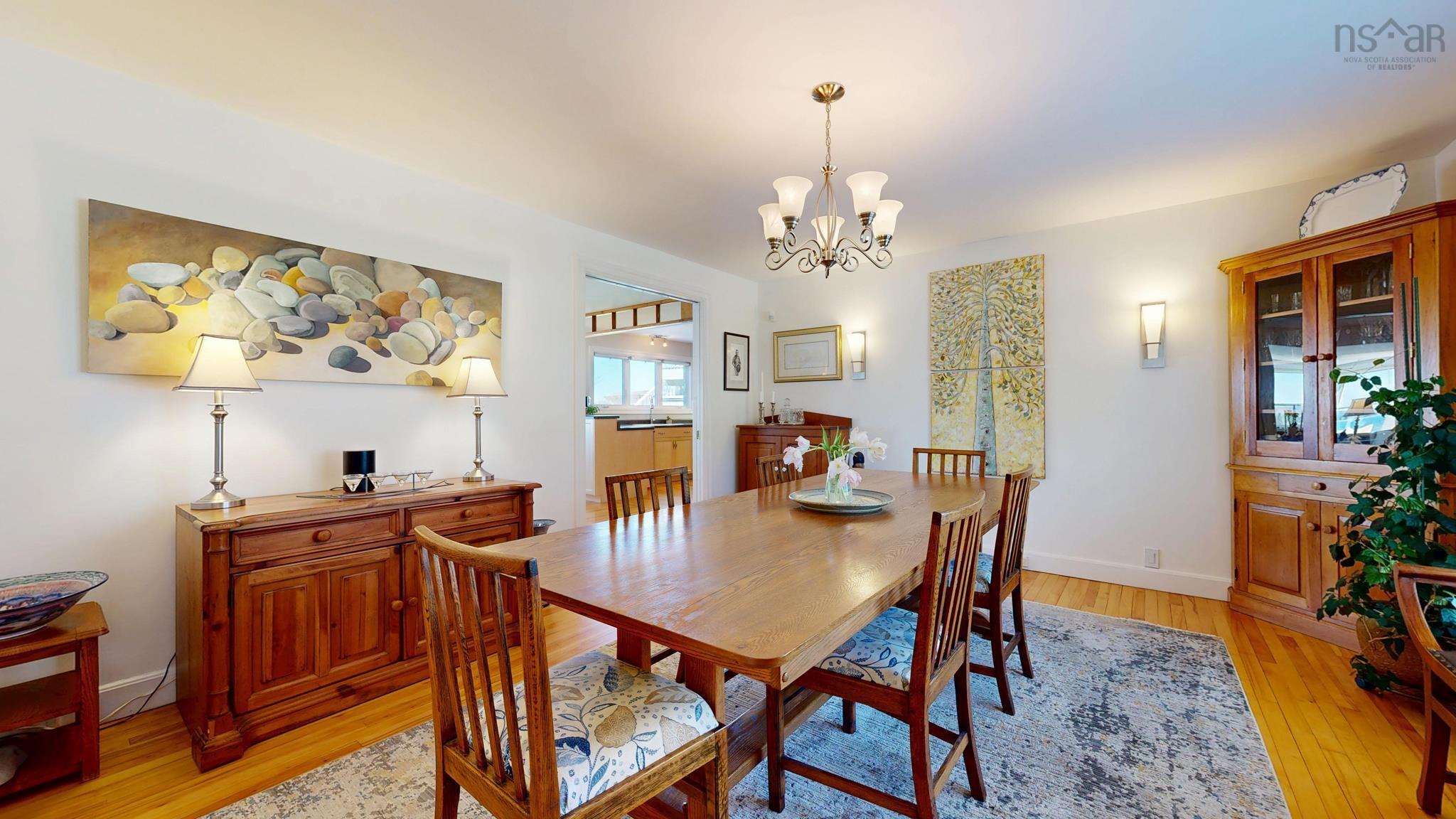 $1,329,000.00: 322 Pelham street Lunenburg, Lunenburg