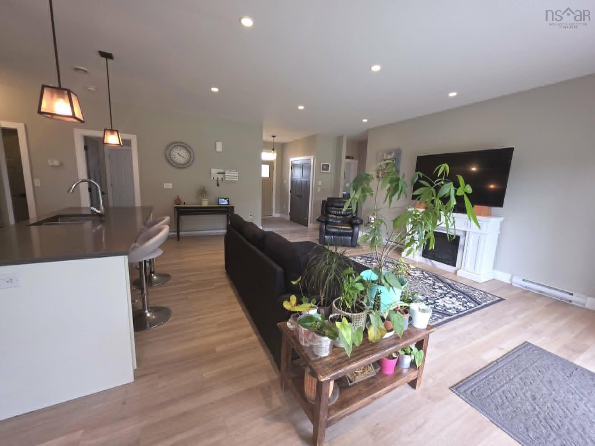$549,500.00: 21 Wexford Drive, Valley