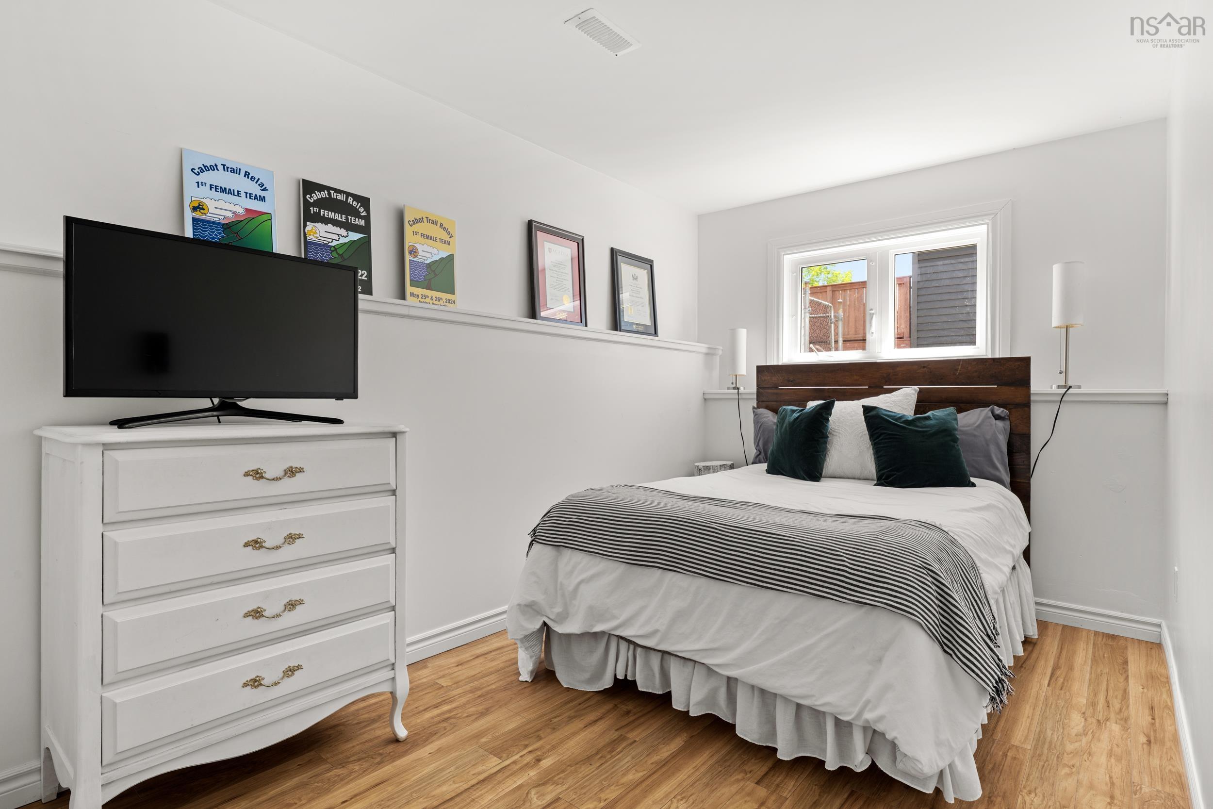 $555,000.00: 18 Old Lawrencetown Road, Dartmouth
