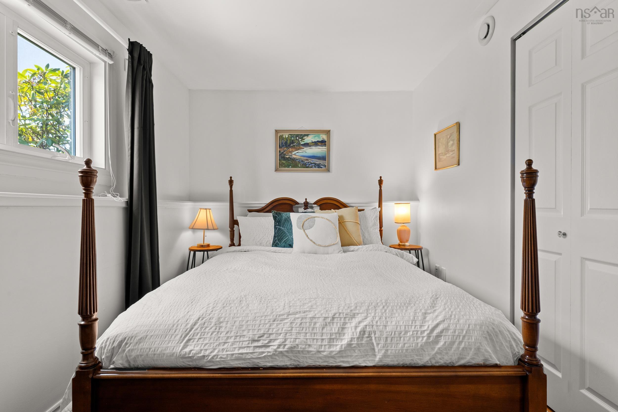 $555,000.00: 18 Old Lawrencetown Road, Dartmouth