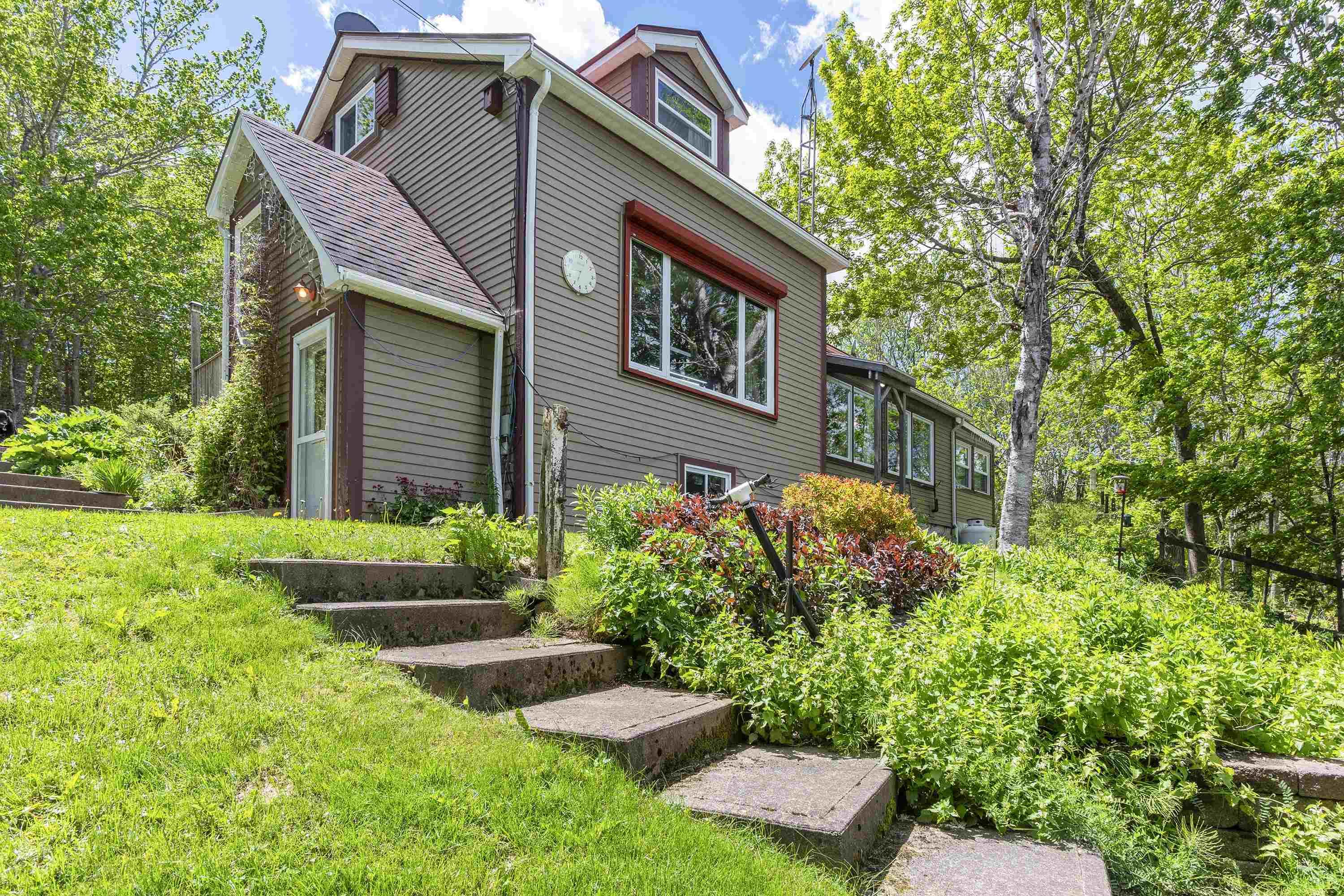 $599,900.00: 4784 Aylesford Road, Lake George