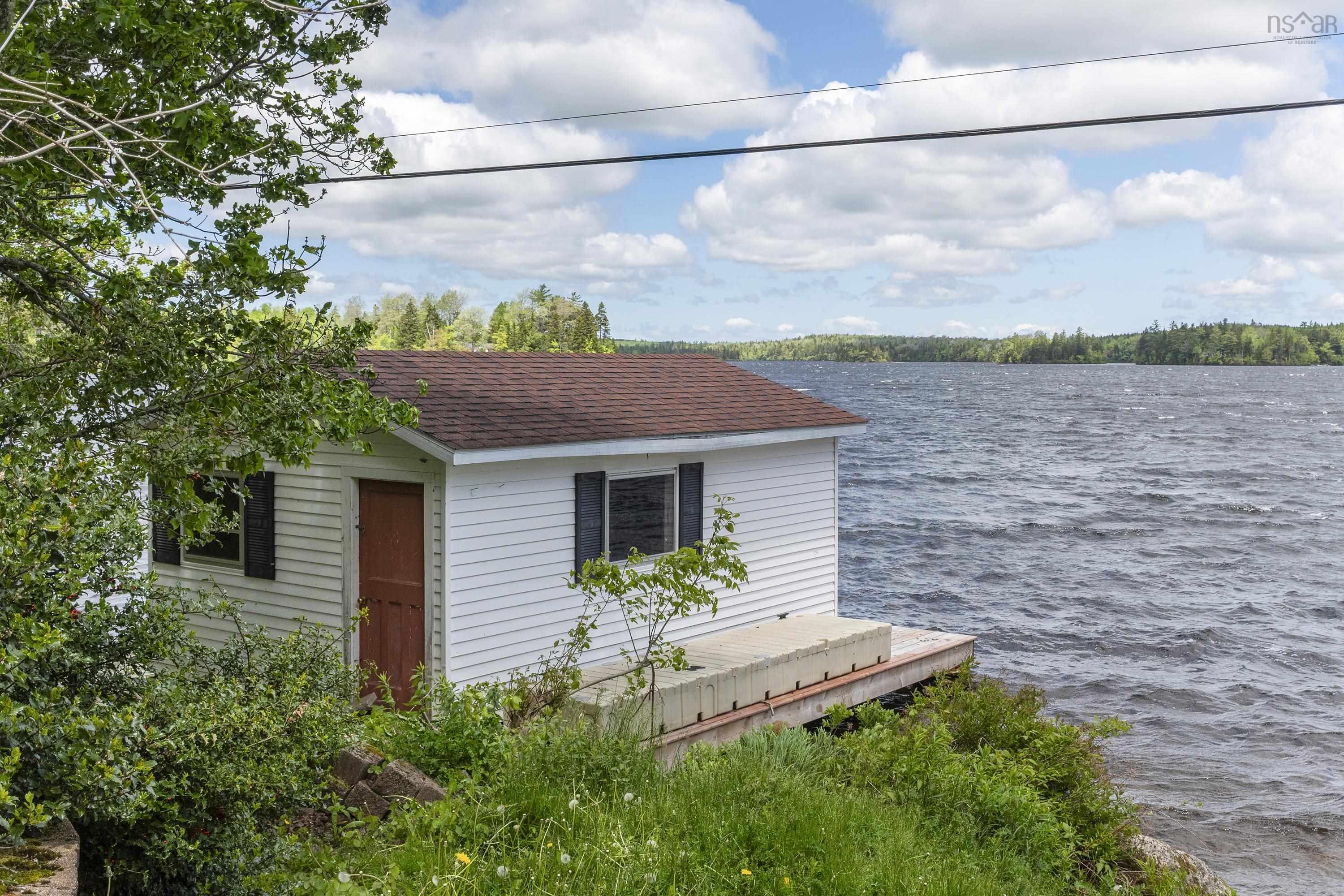 $599,900.00: 4784 Aylesford Road, Lake George