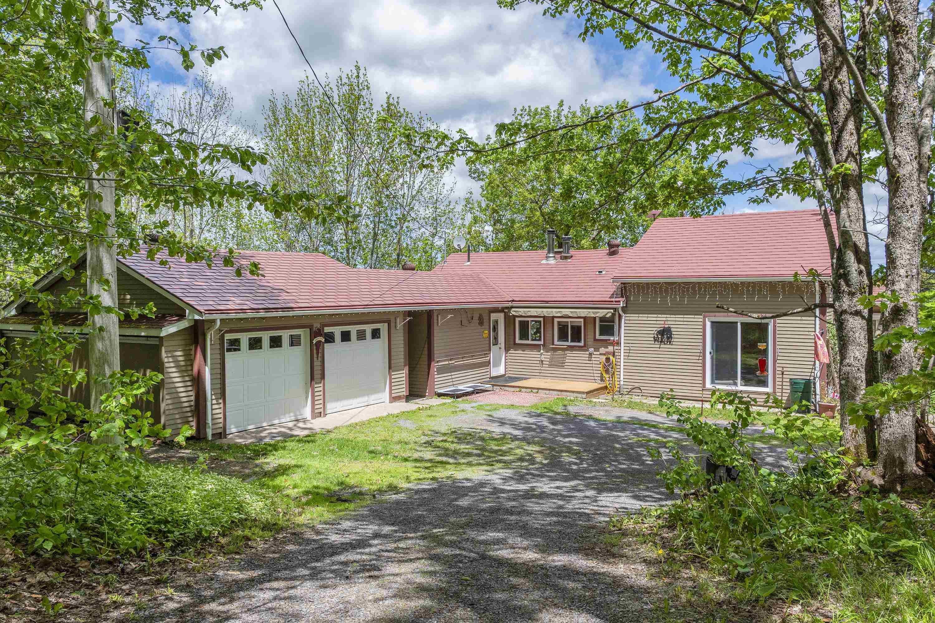 $599,900.00: 4784 Aylesford Road, Lake George