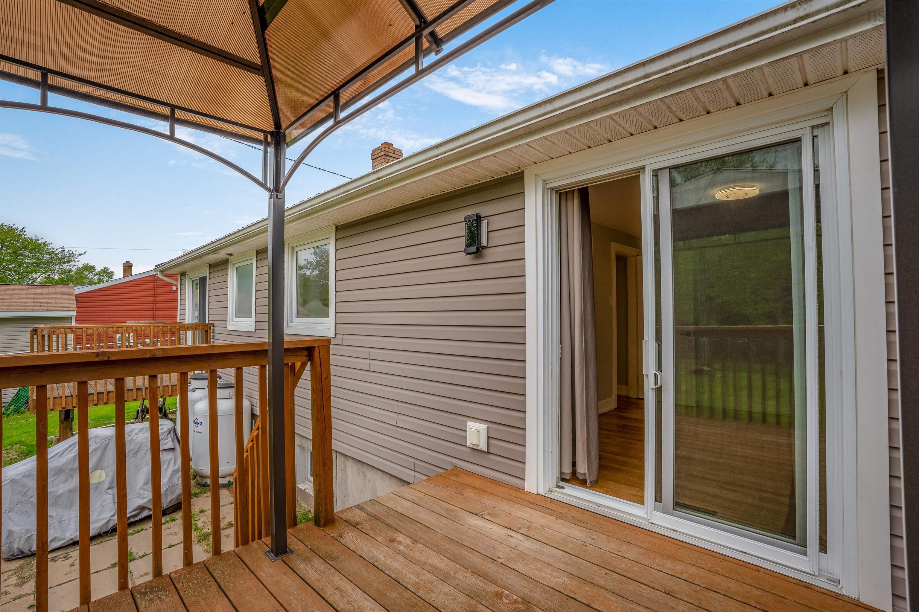 $569,000.00: 7777 Highway 207 Highway, West Chezzetcook