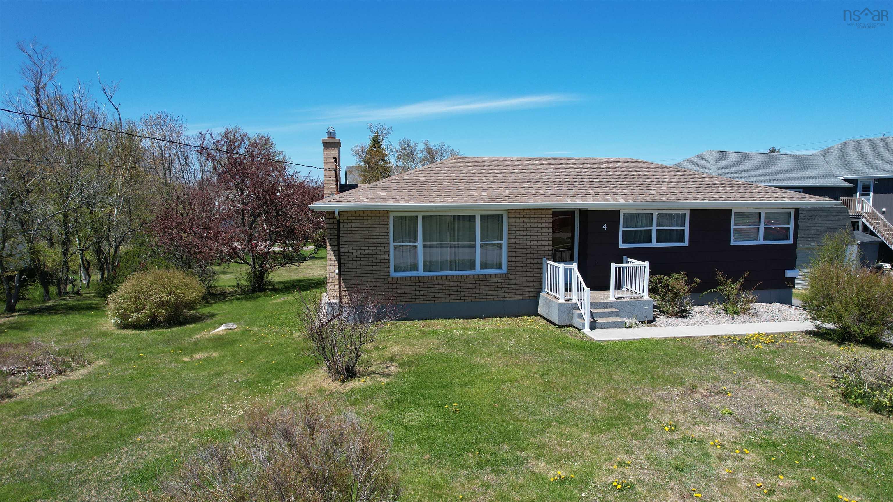 $255,000.00: 4 MacAulay Avenue, Glace Bay
