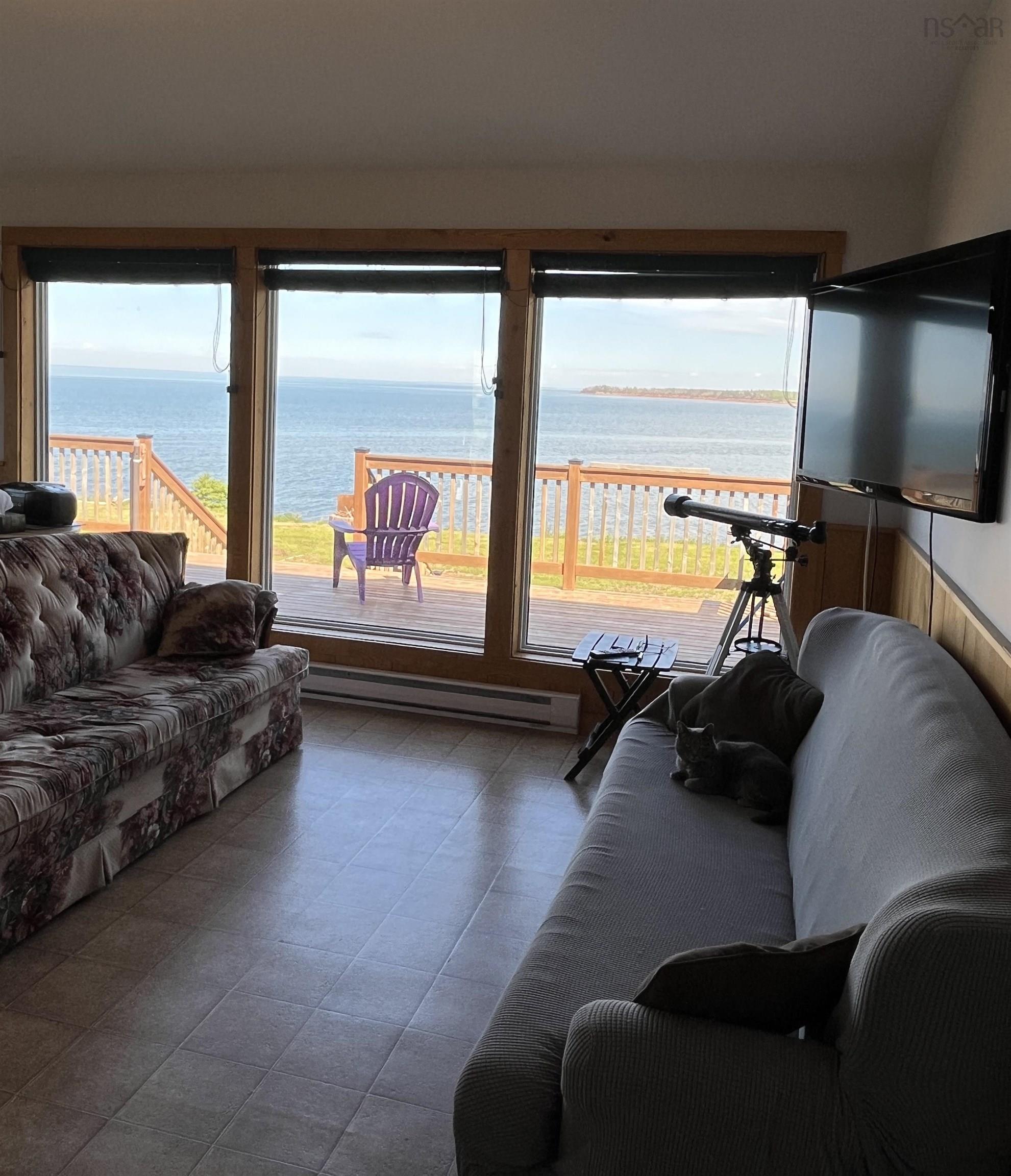 $379,900.00: 376 Smith Point Road, Fox Harbour