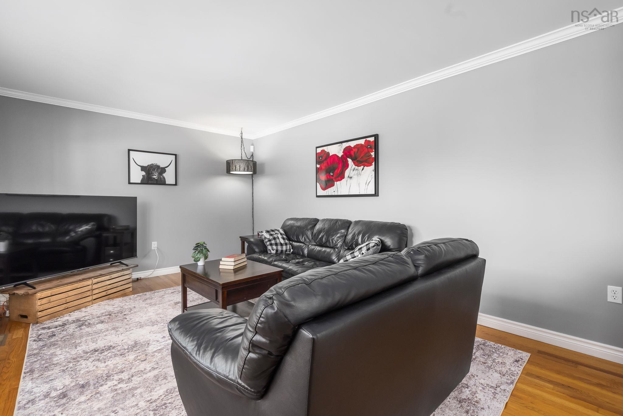 $519,000.00: 20 White Road, Enfield
