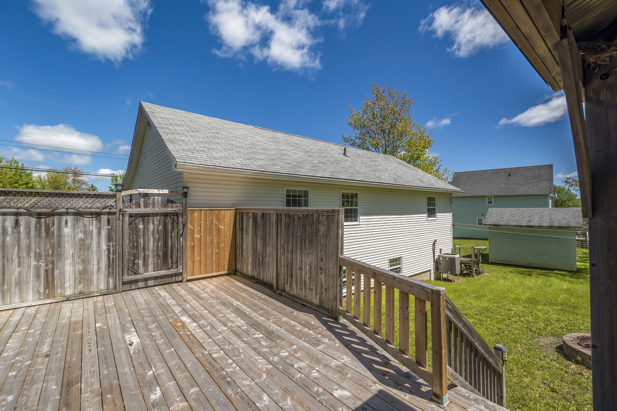 $519,000.00: 20 White Road, Enfield