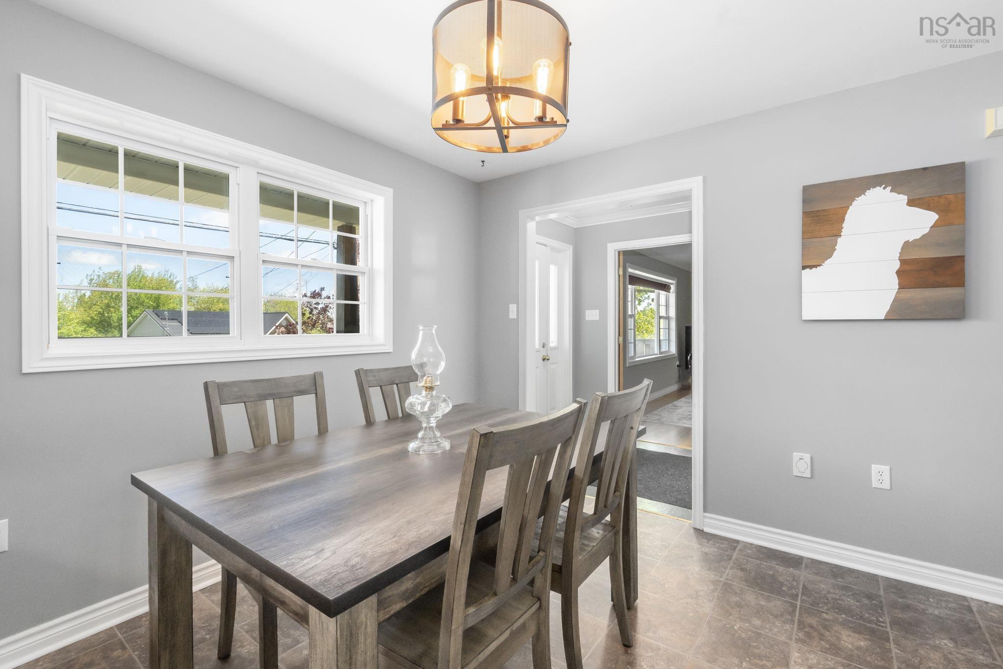$519,000.00: 20 White Road, Enfield