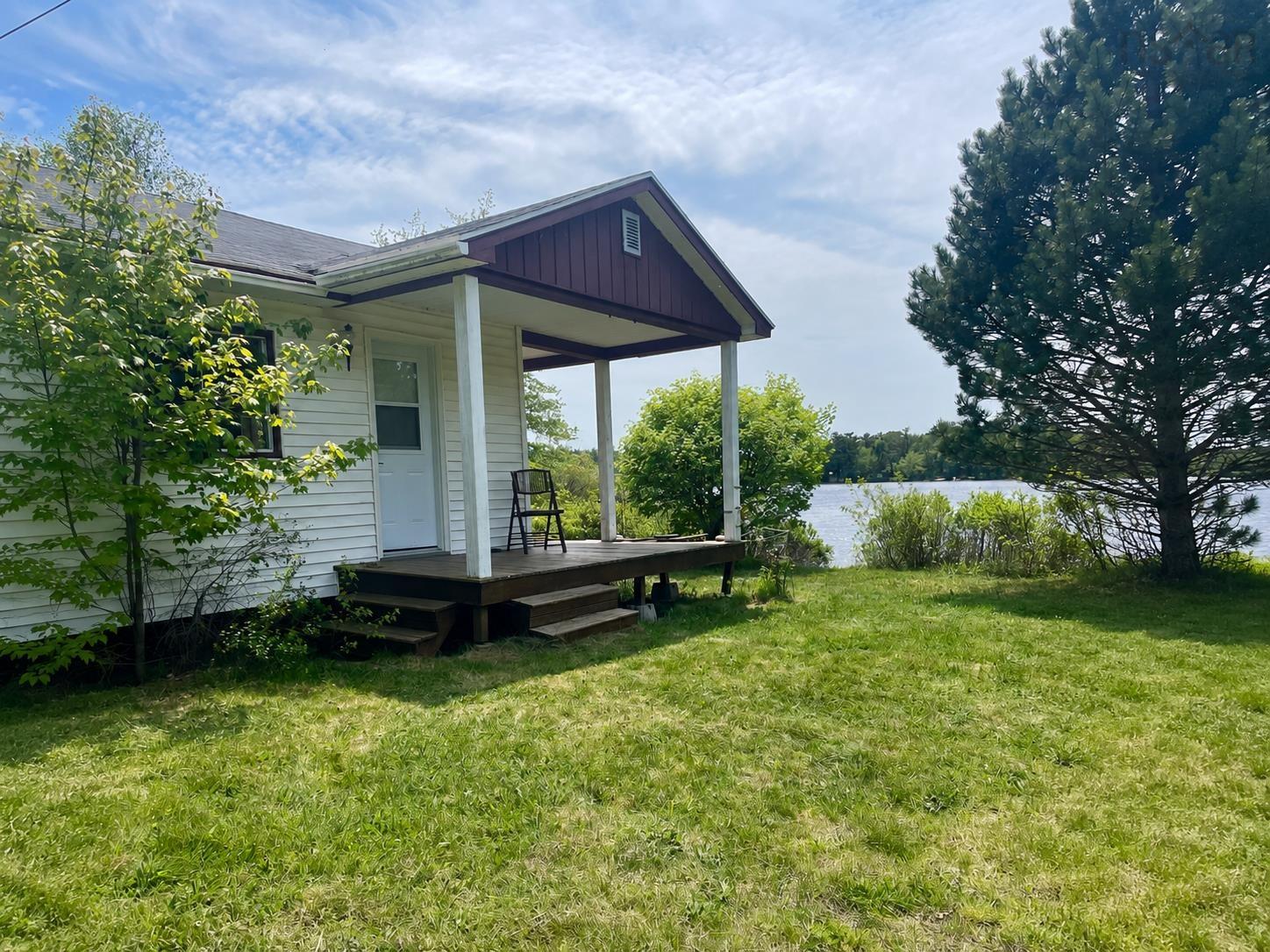 $179,000.00: 720 Milbury Lake Road, Youngs Cove