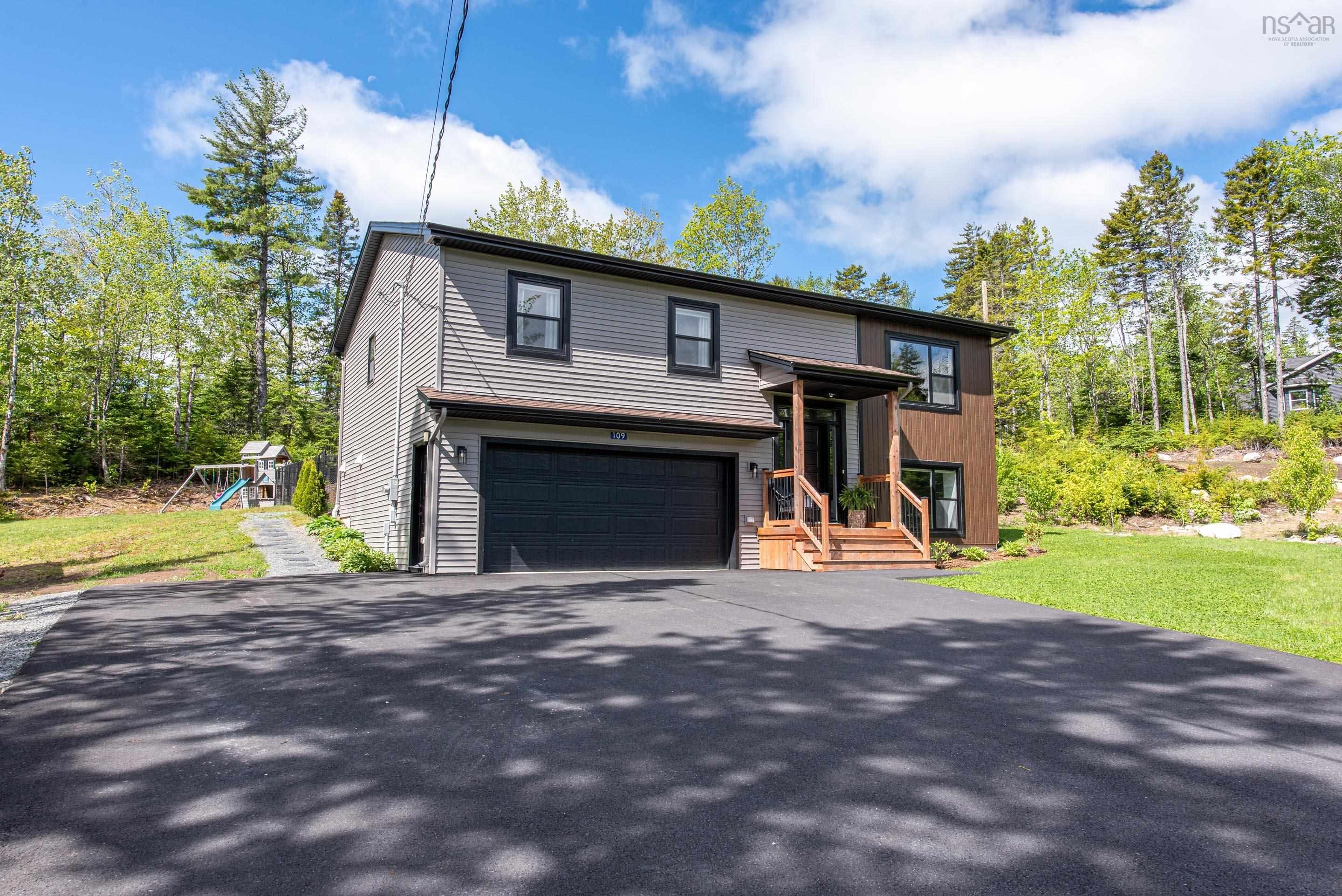 107/109 Bearpaw Drive, Beaver Bank, NS (MLS 202614044)