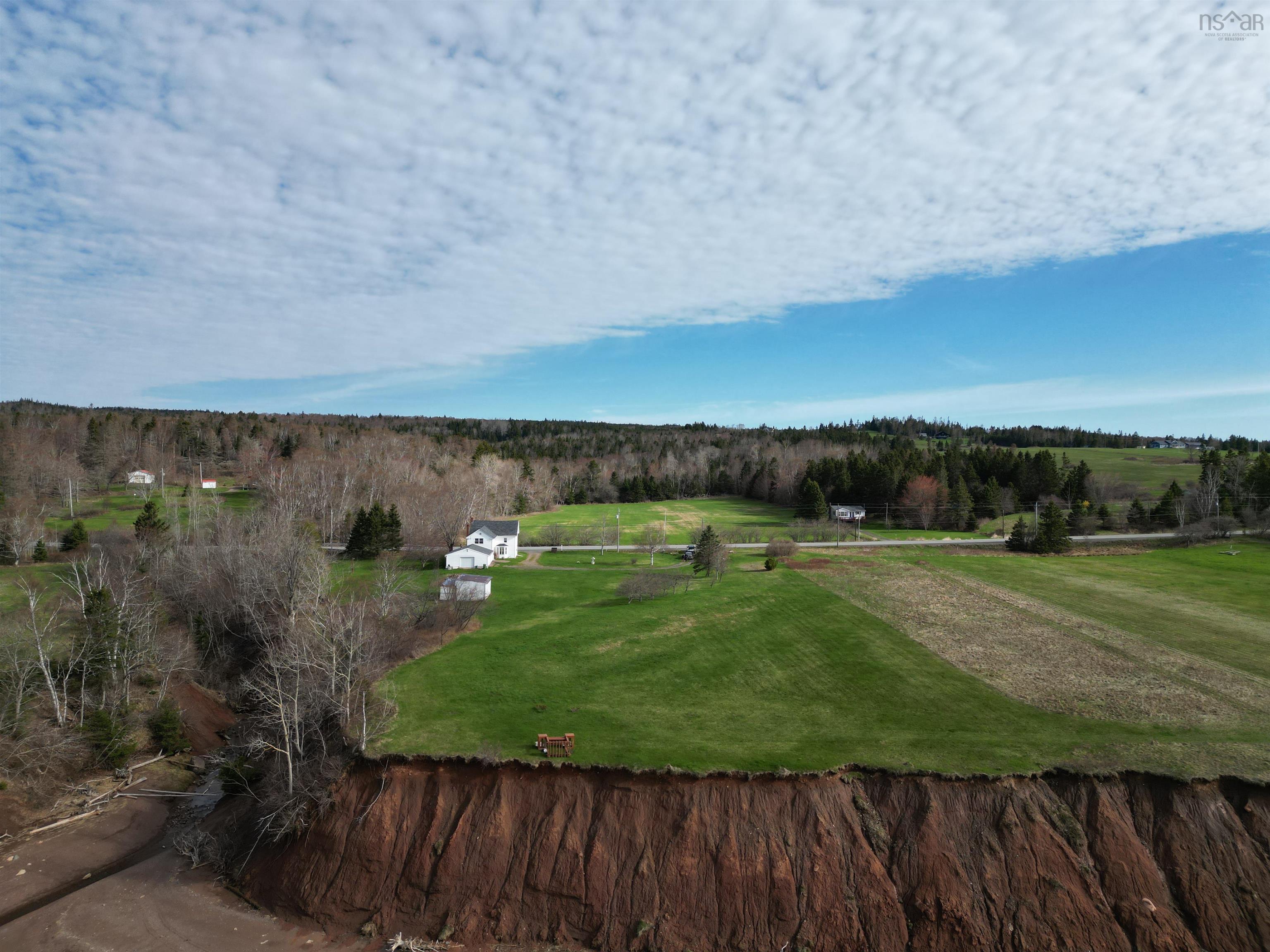 $408,900.00: 4308 HIGHWAY 2, Upper Economy
